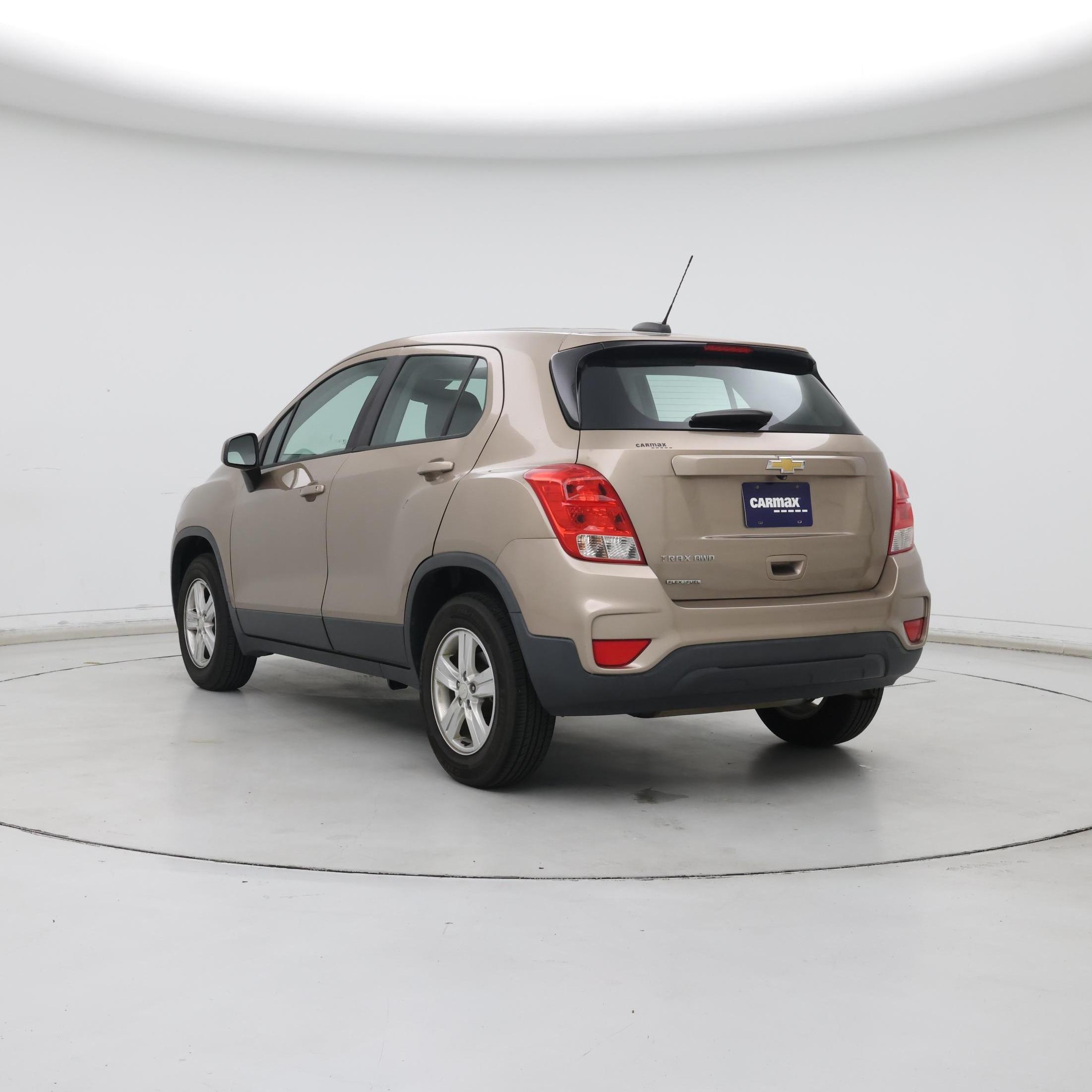 Thumbnail: 2018 Chevrolet Trax - 2