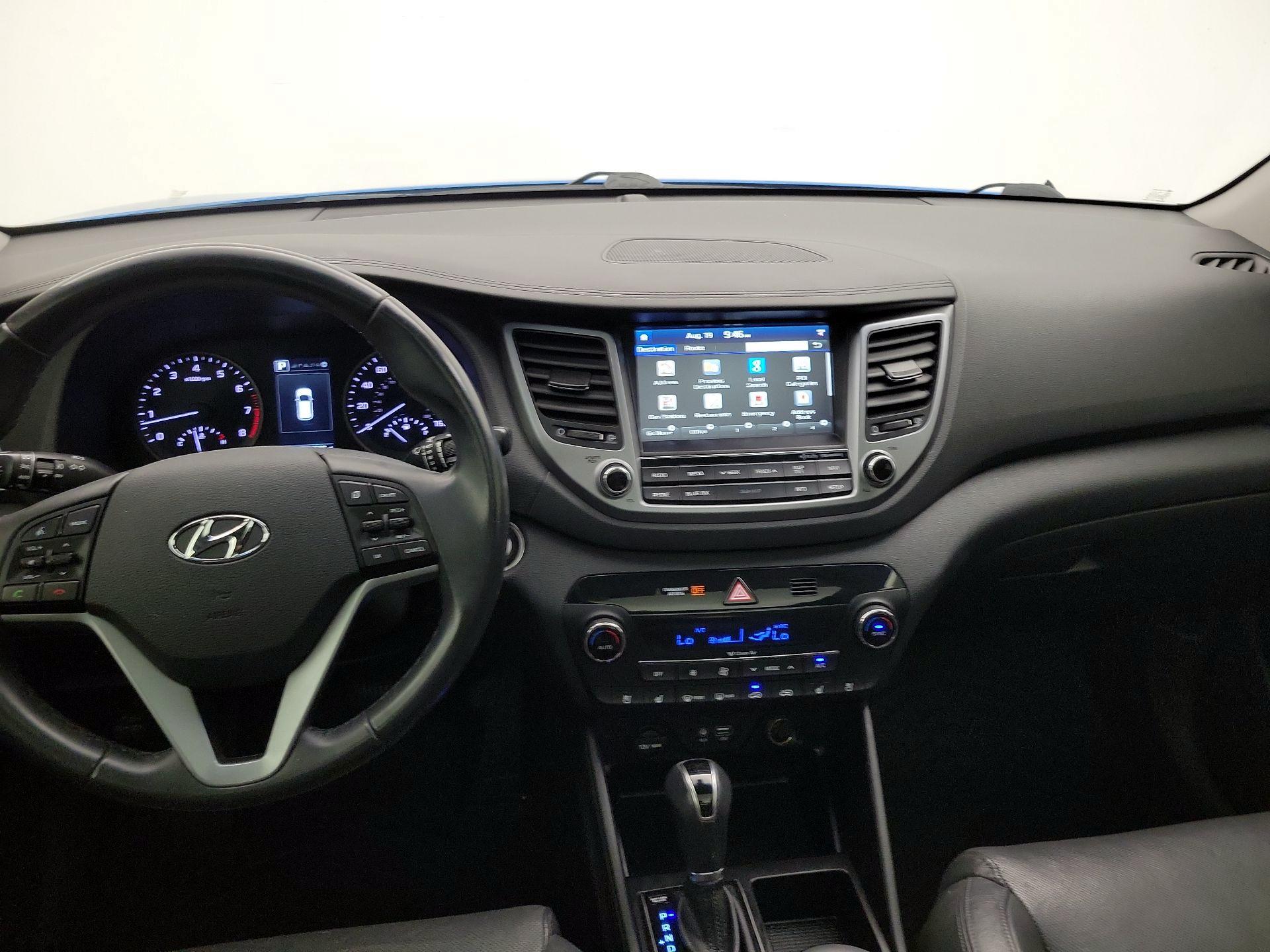Thumbnail: 2016 Hyundai Tucson - 9