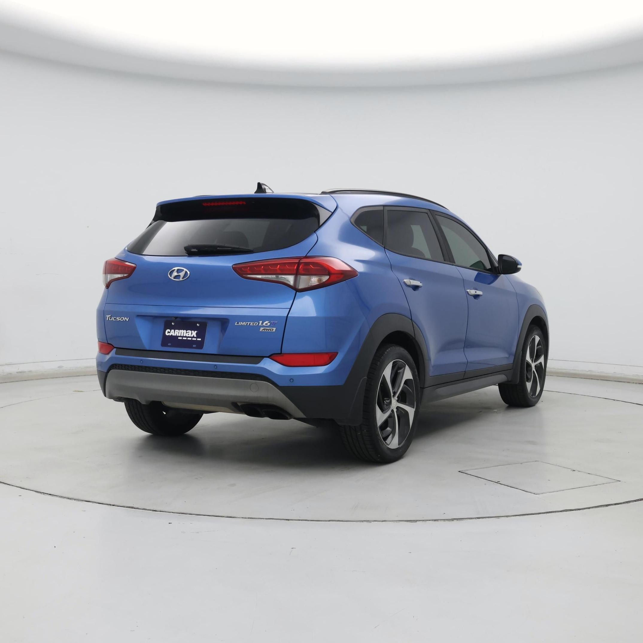 Thumbnail: 2016 Hyundai Tucson - 8