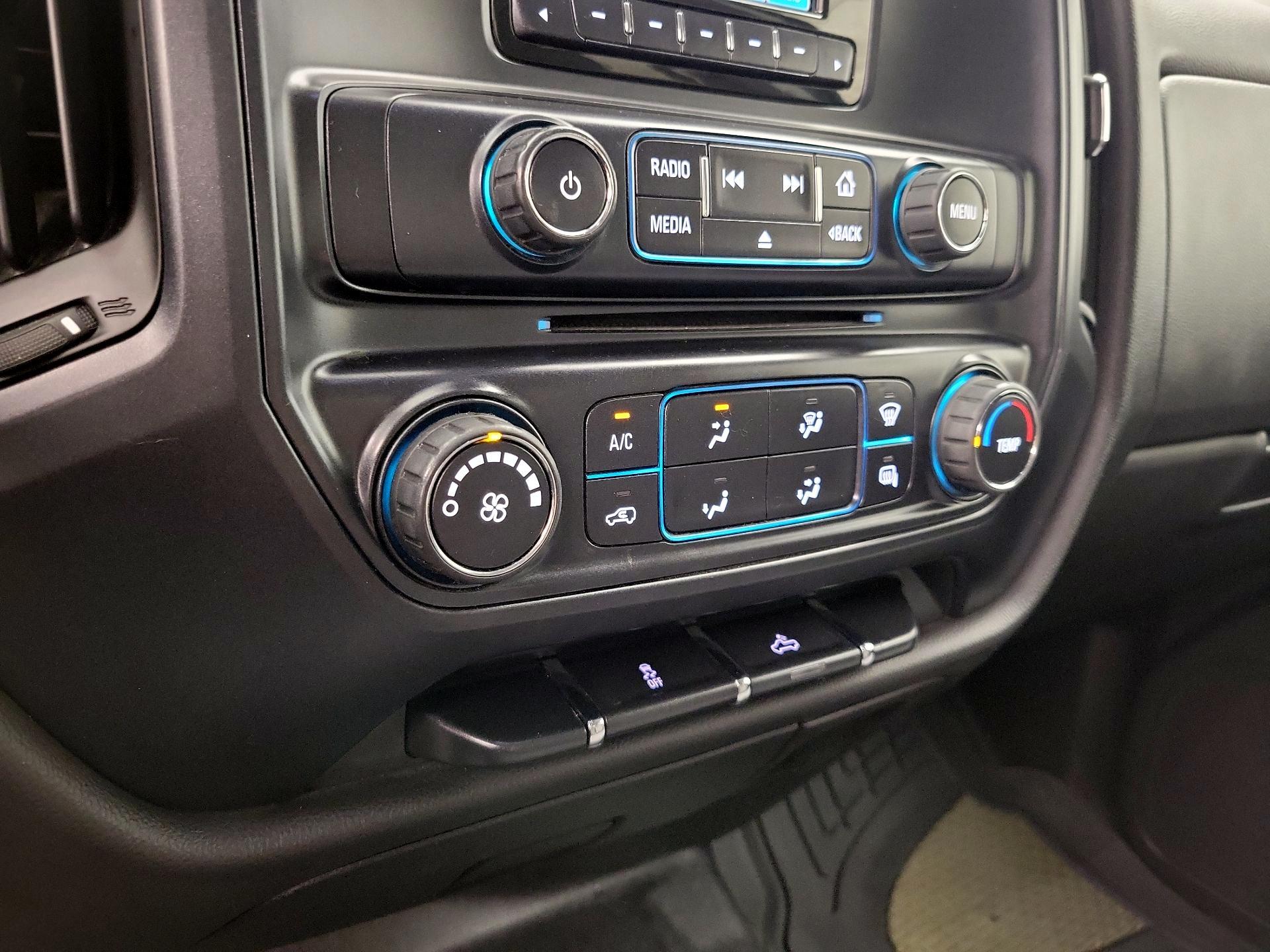 Thumbnail: 2015 Chevrolet Silverado 1500 - 15