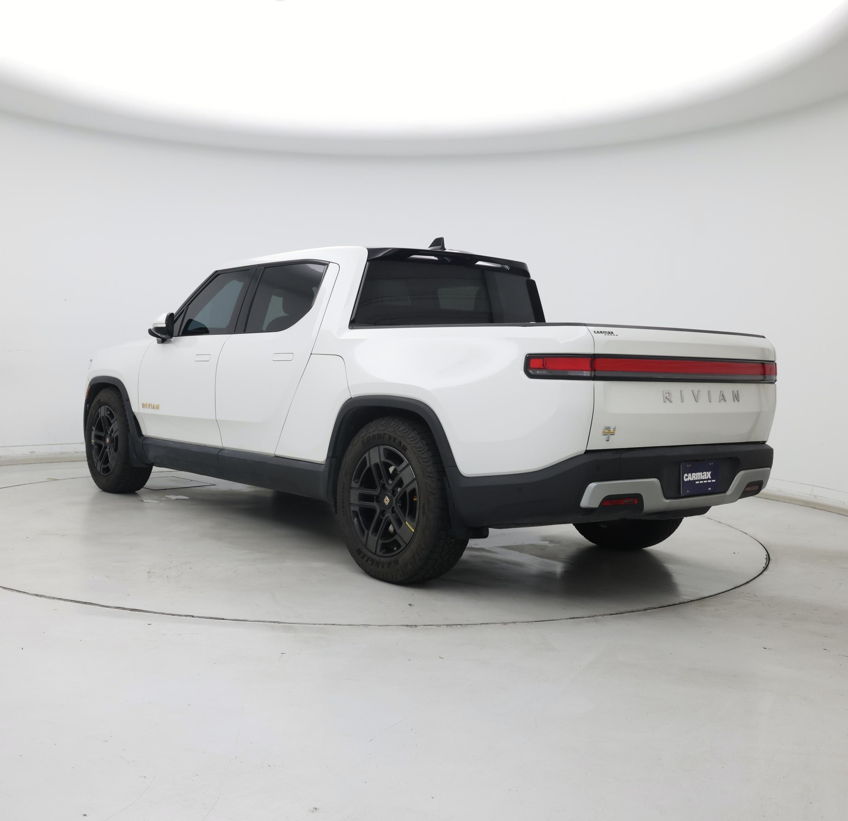 Thumbnail: 2022 Rivian R1T - 2