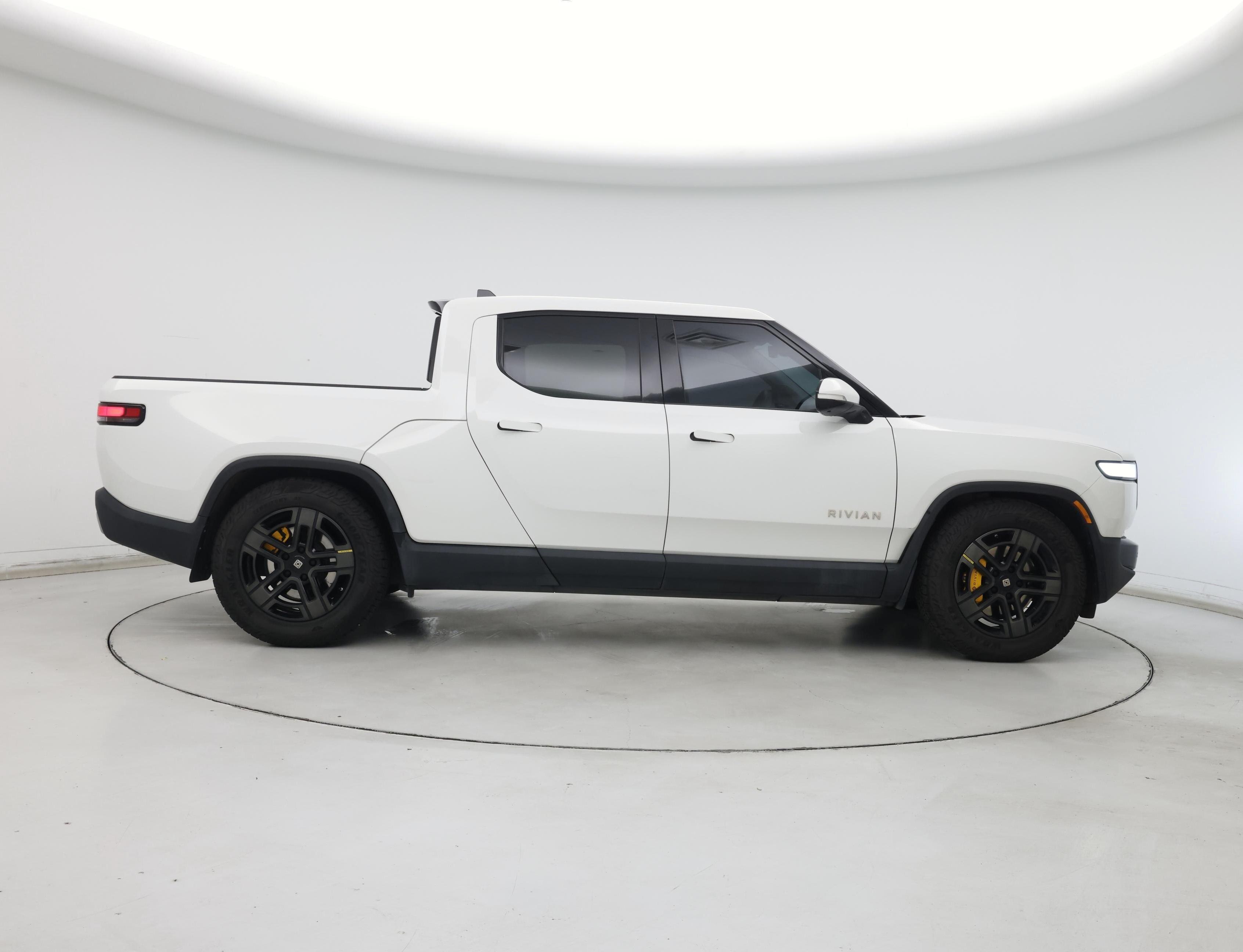 Thumbnail: 2022 Rivian R1T - 7