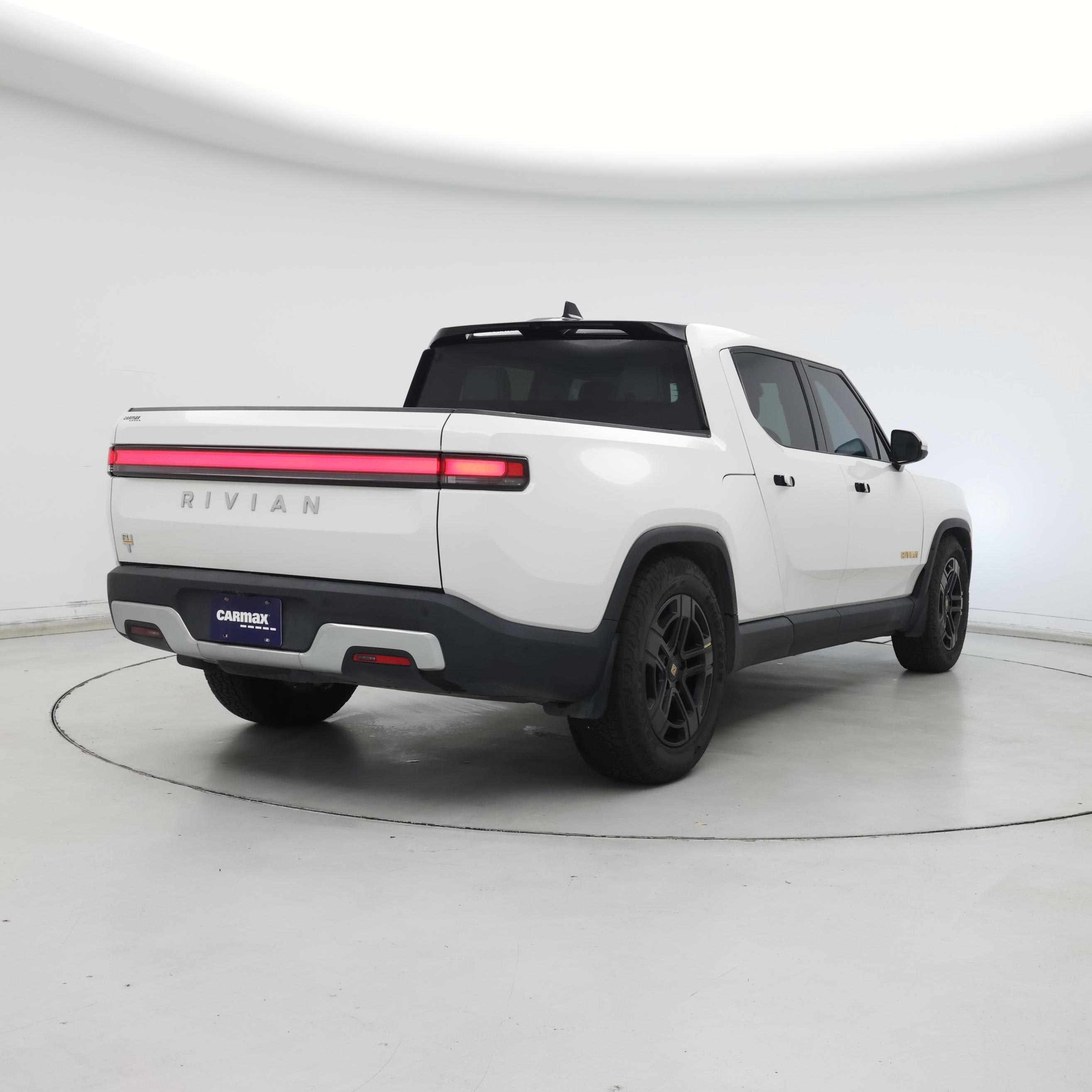Thumbnail: 2022 Rivian R1T - 8