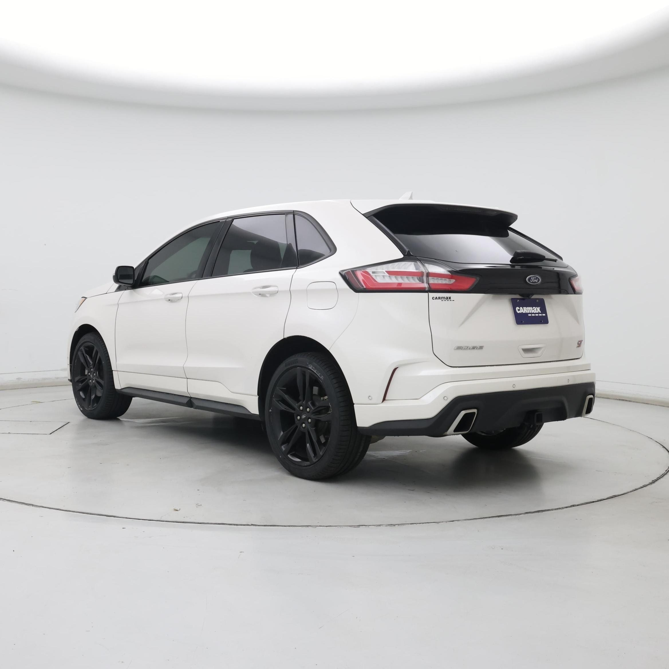 Thumbnail: 2019 Ford Edge - 2