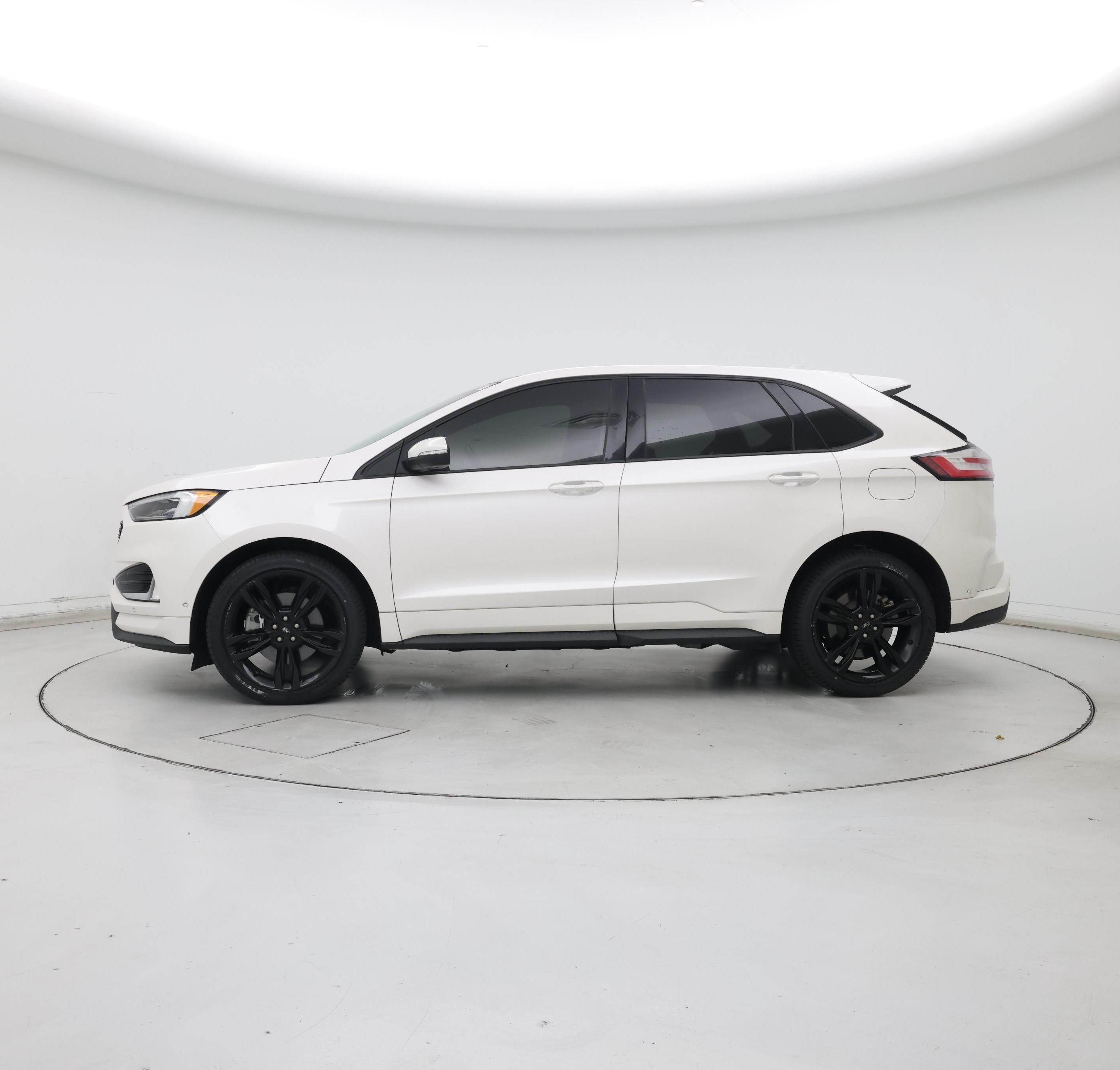 Thumbnail: 2019 Ford Edge - 3