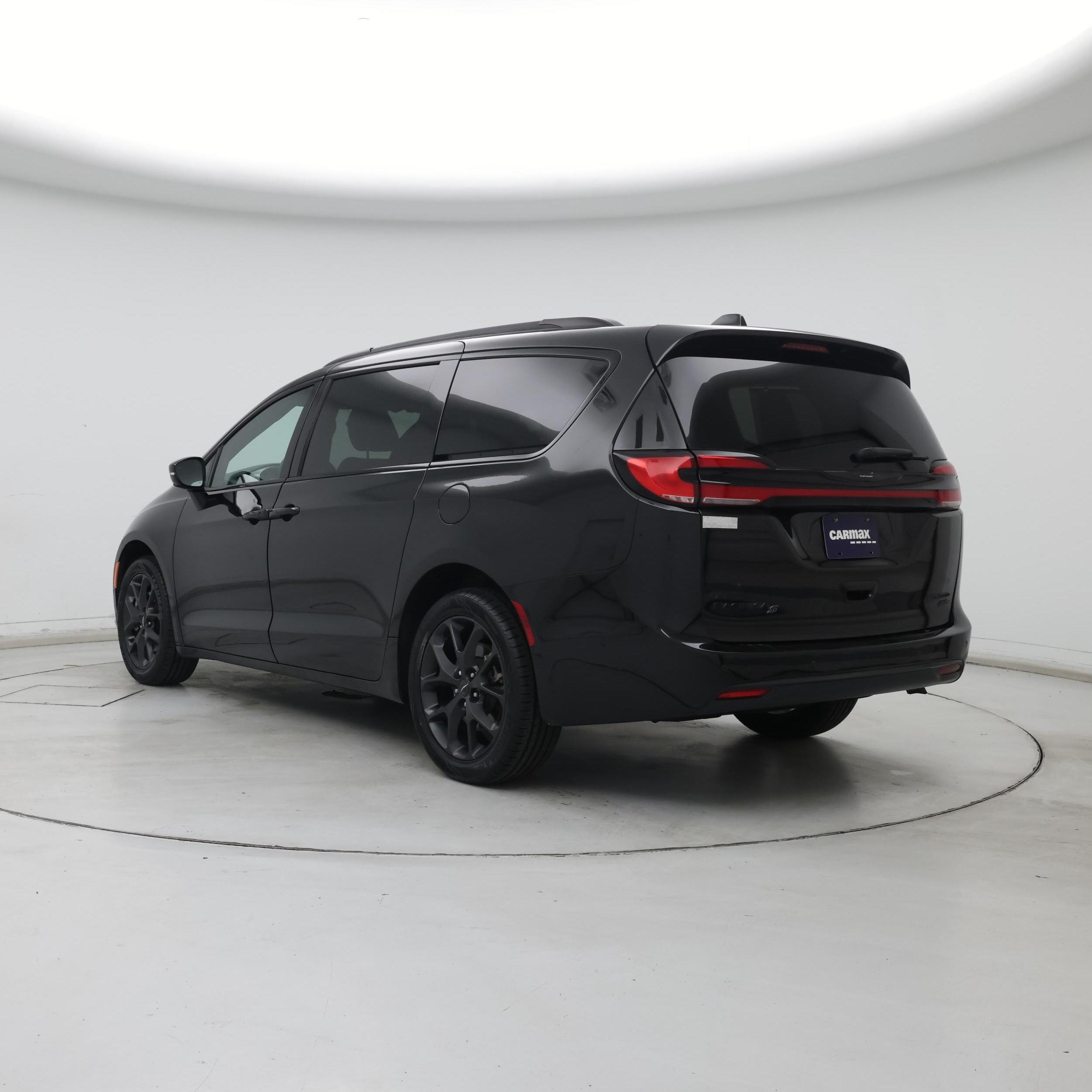 Thumbnail: 2022 Chrysler Pacifica - 2