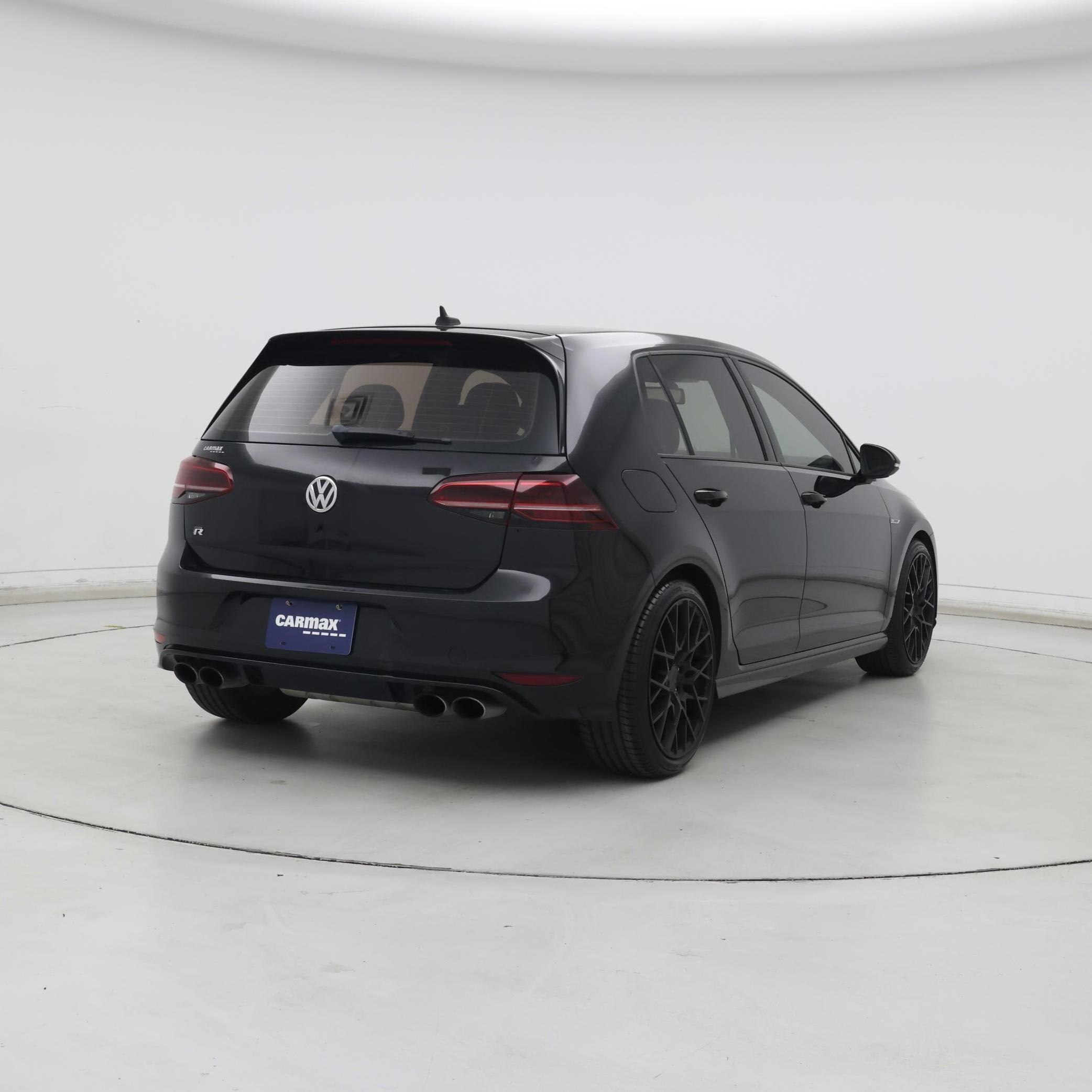 Thumbnail: 2016 Volkswagen Golf - 8