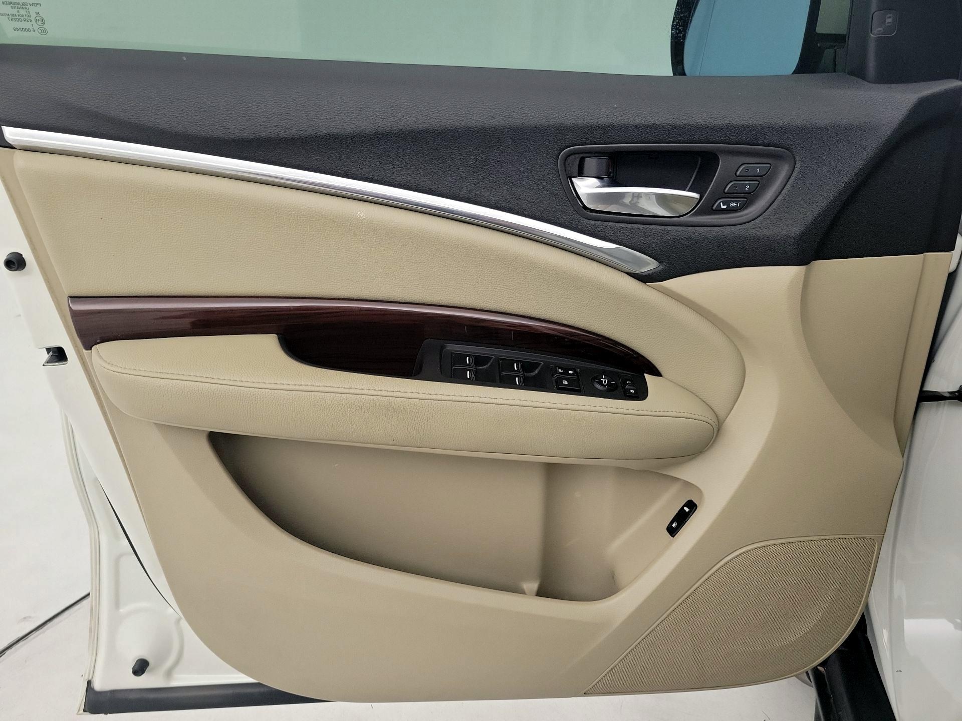 Thumbnail: 2016 Acura MDX - 12