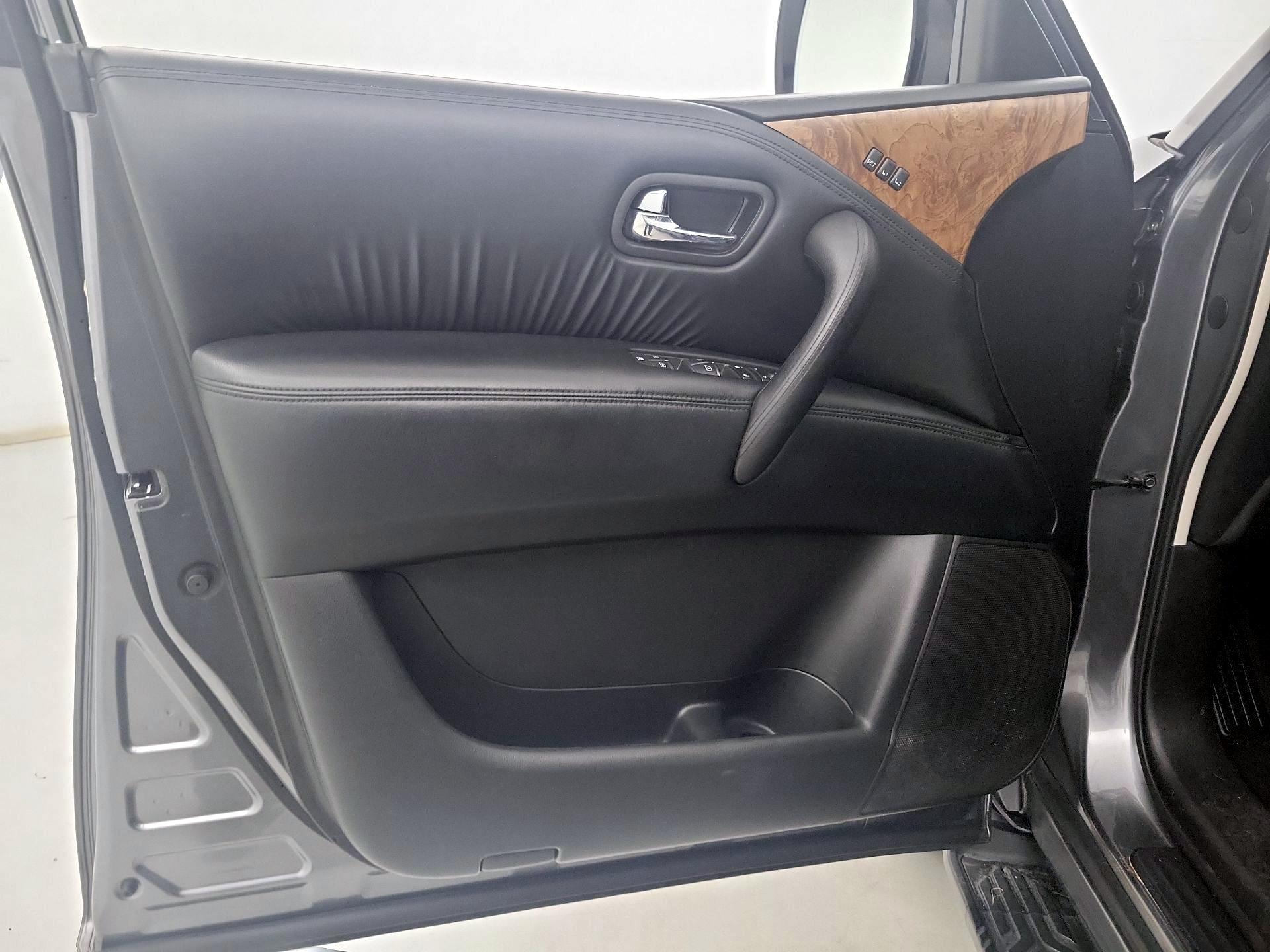 Thumbnail: 2021 Nissan Armada - 12