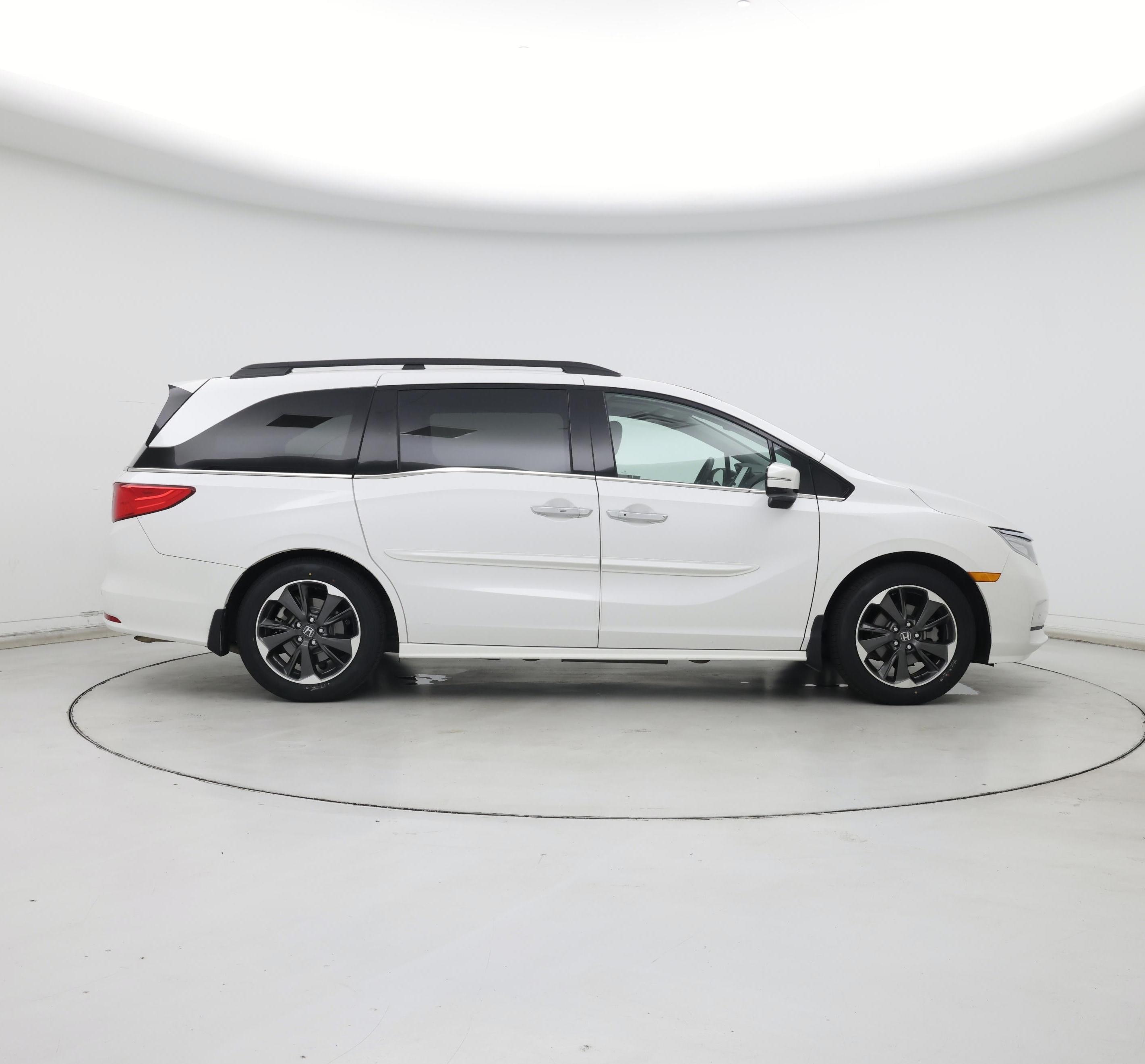 Thumbnail: 2023 Honda Odyssey - 7