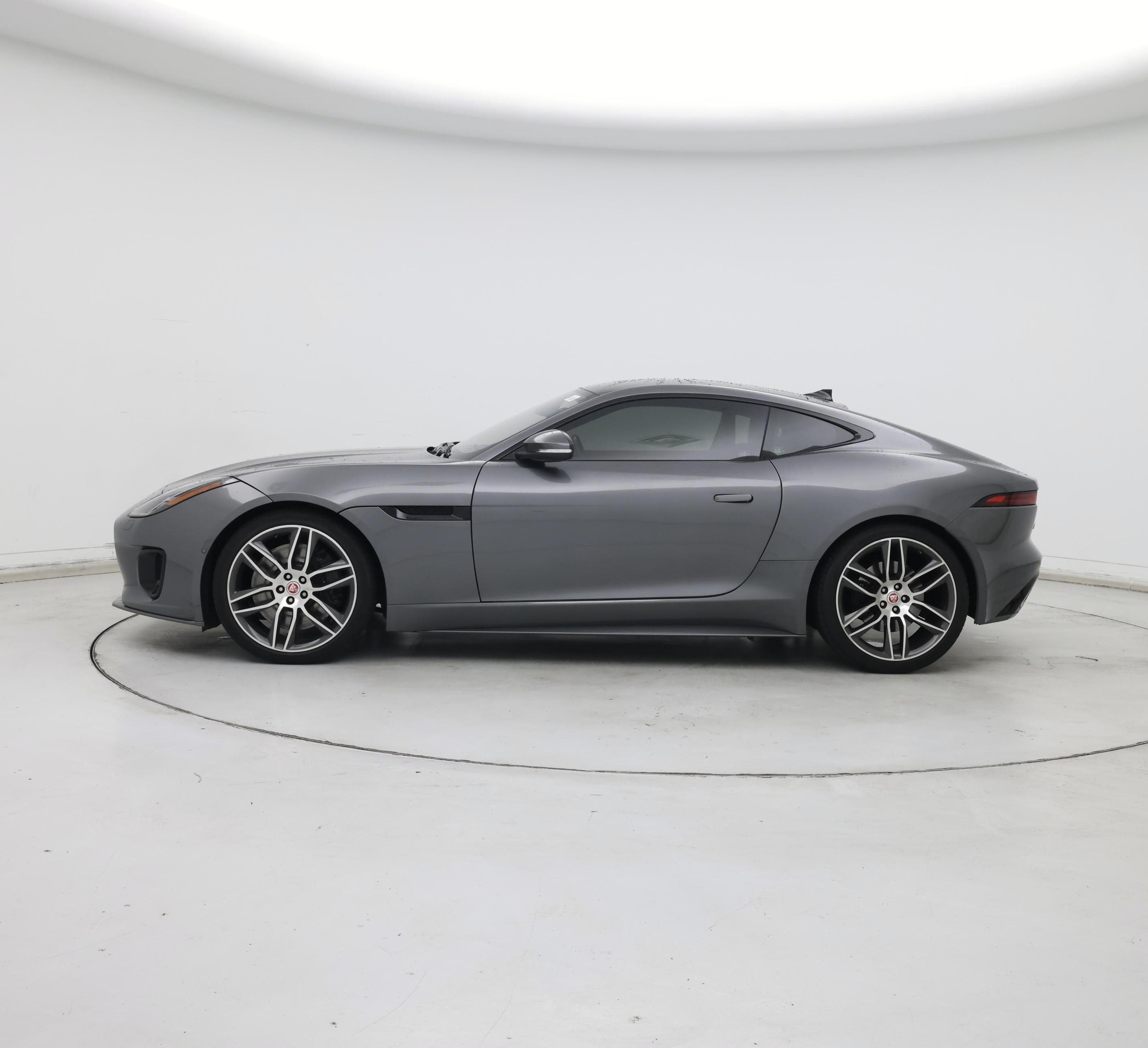 Thumbnail: 2018 Jaguar F-Type - 3