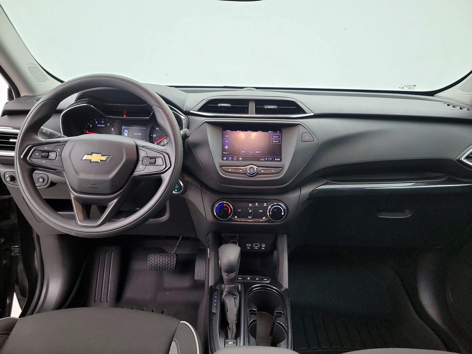 Thumbnail: 2023 Chevrolet TrailBlazer - 9