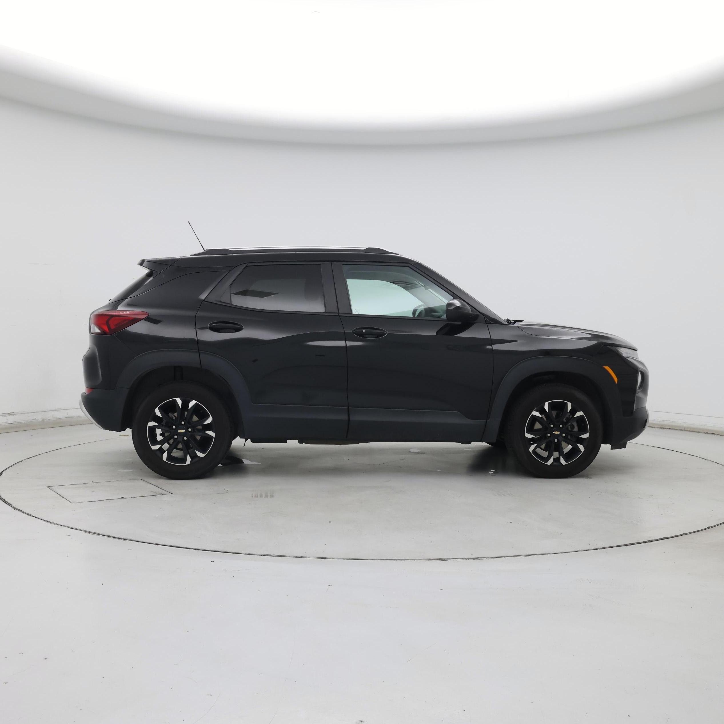 Thumbnail: 2023 Chevrolet TrailBlazer - 7