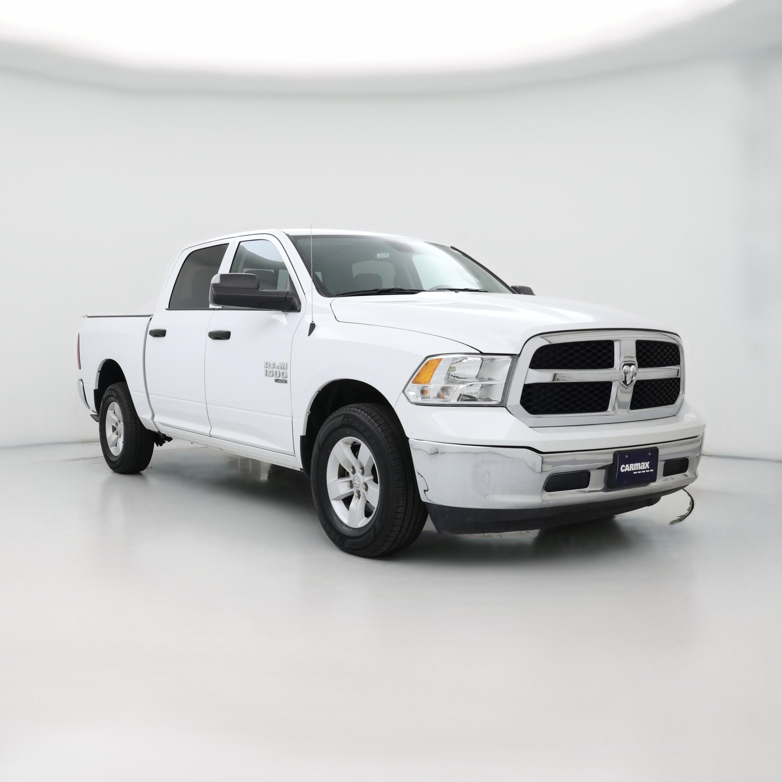 Thumbnail: 2023 RAM 1500 Classic - 1