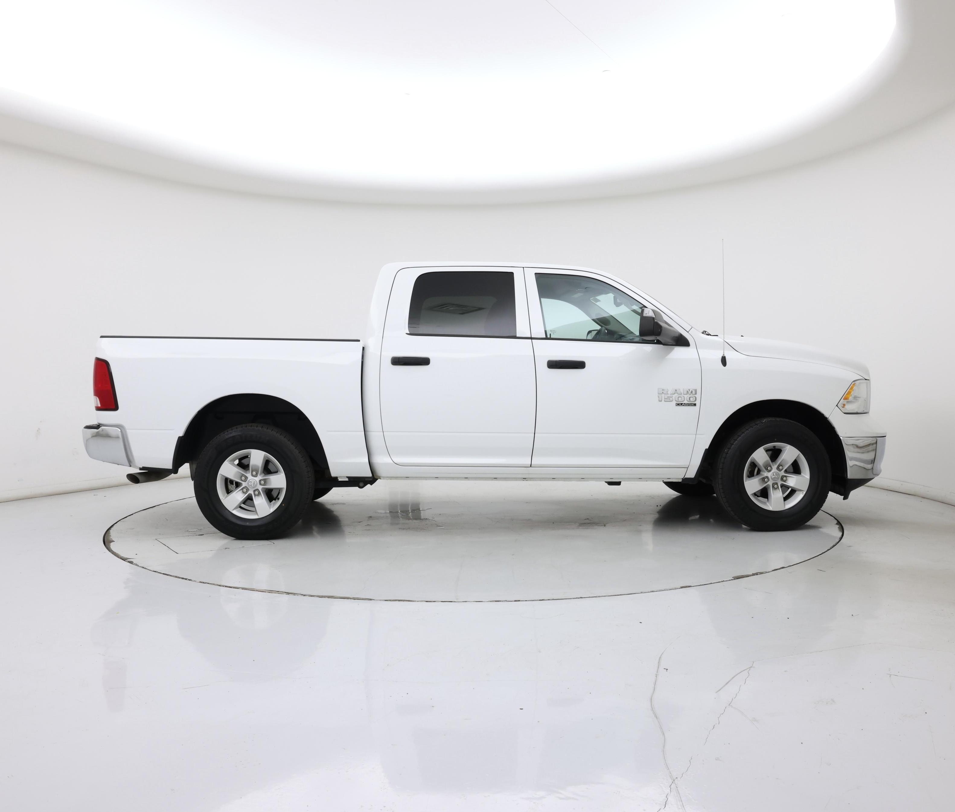 Thumbnail: 2023 RAM 1500 Classic - 7