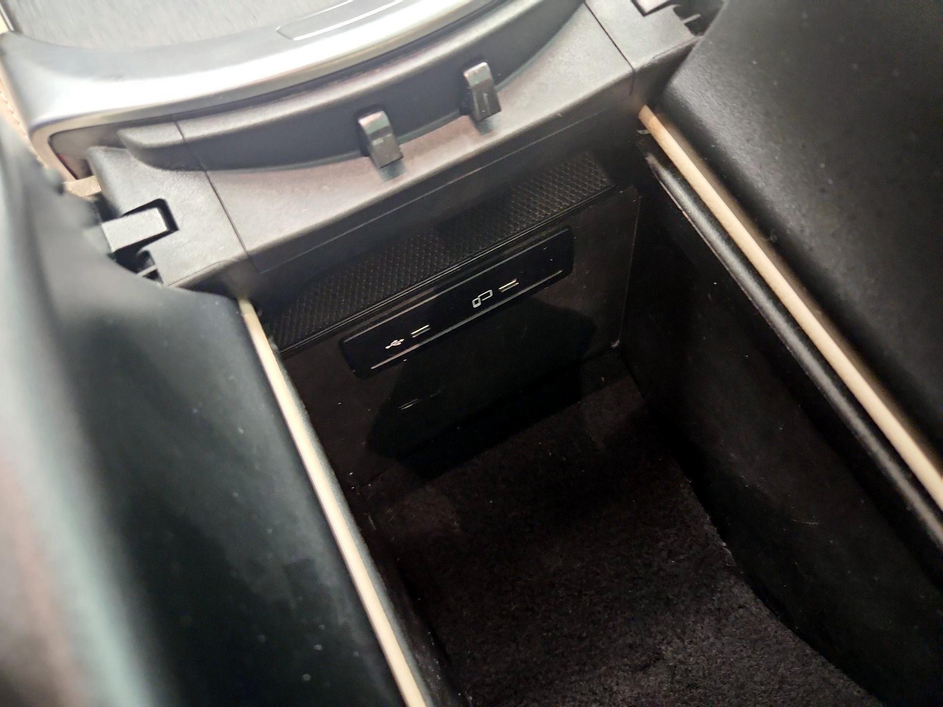 Thumbnail: 2022 Mercedes-Benz GLC - 19