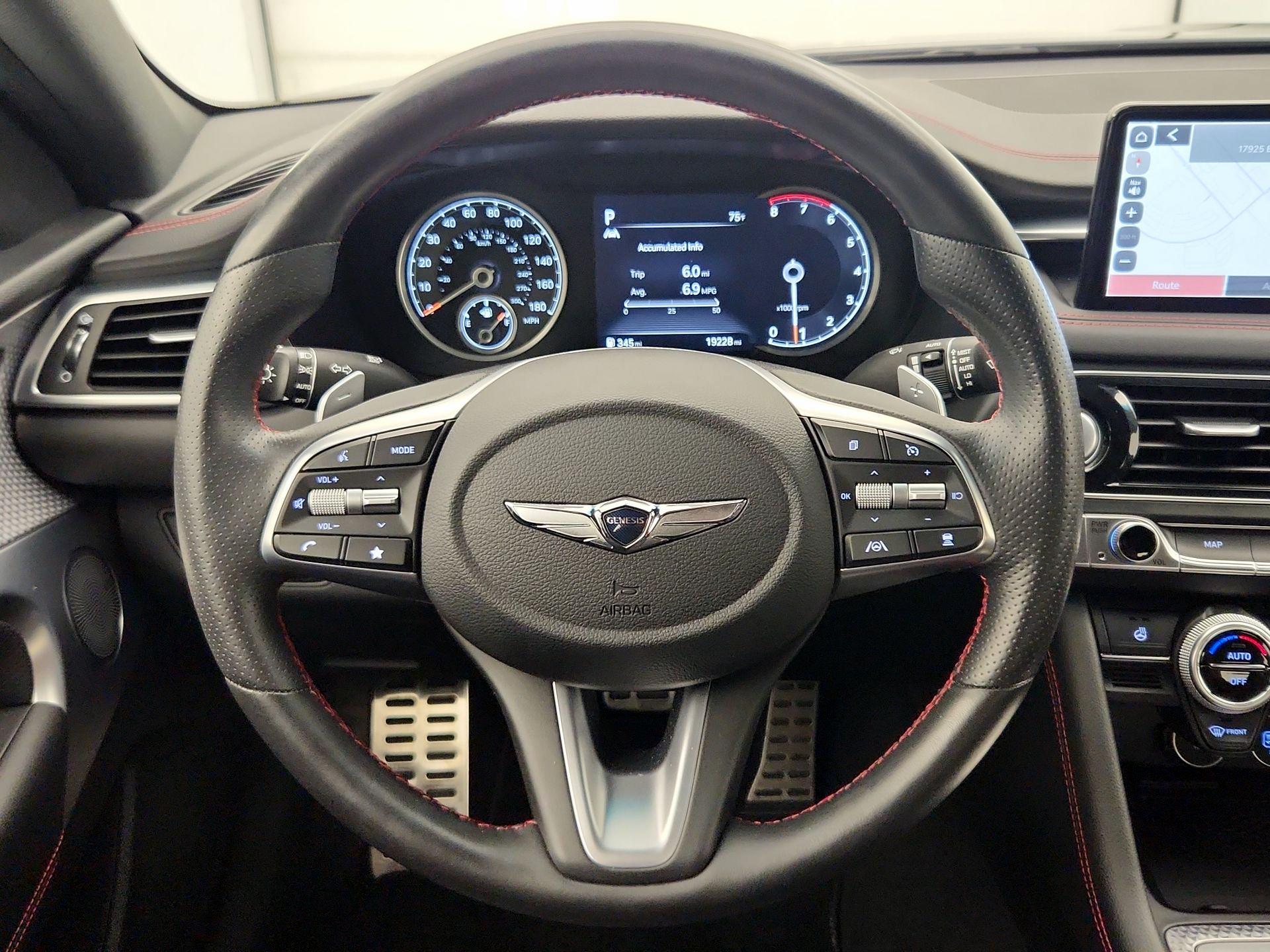 Thumbnail: 2023 Genesis G70 - 10