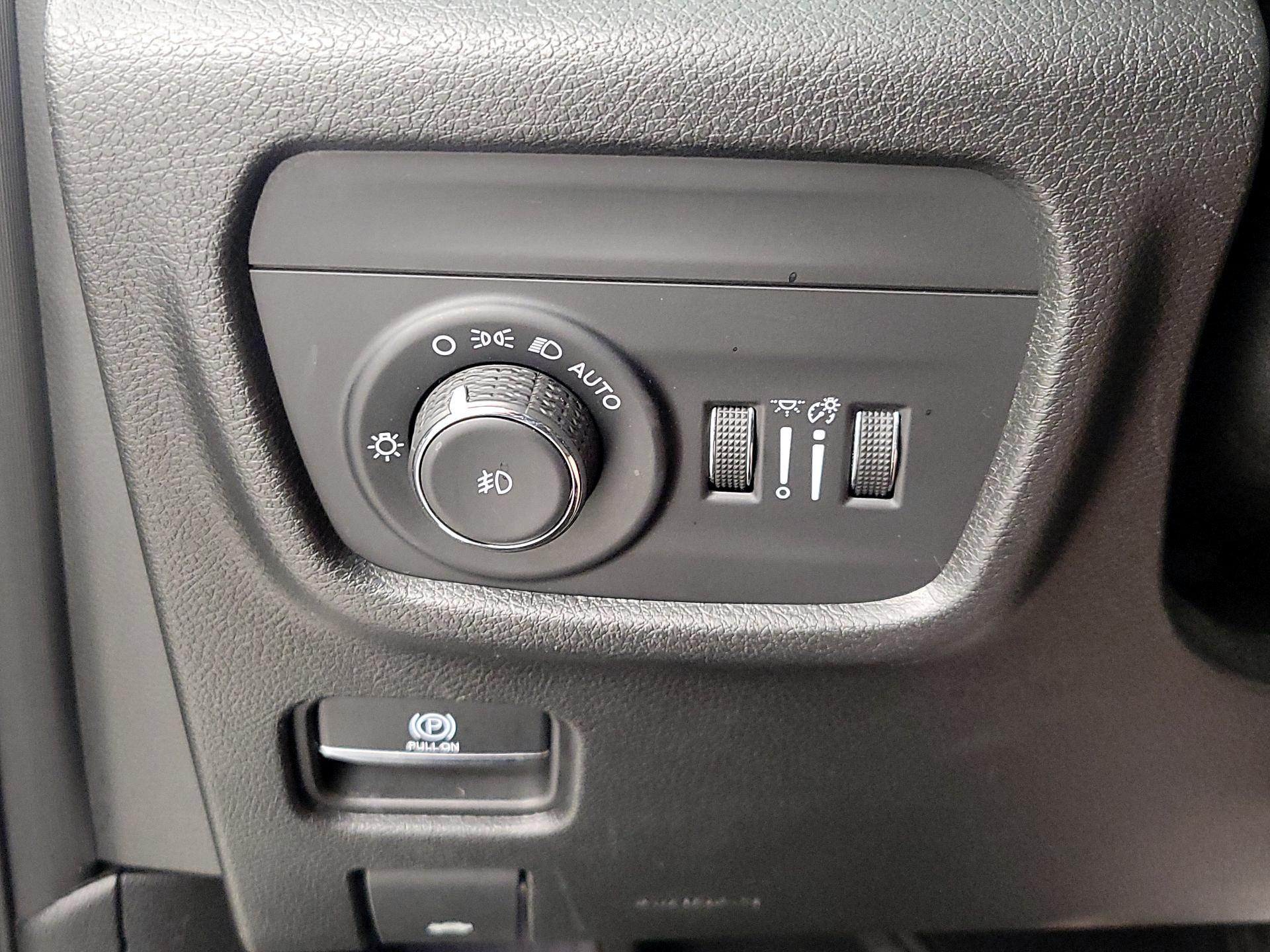 Thumbnail: 2023 Jeep Grand Cherokee L - 13