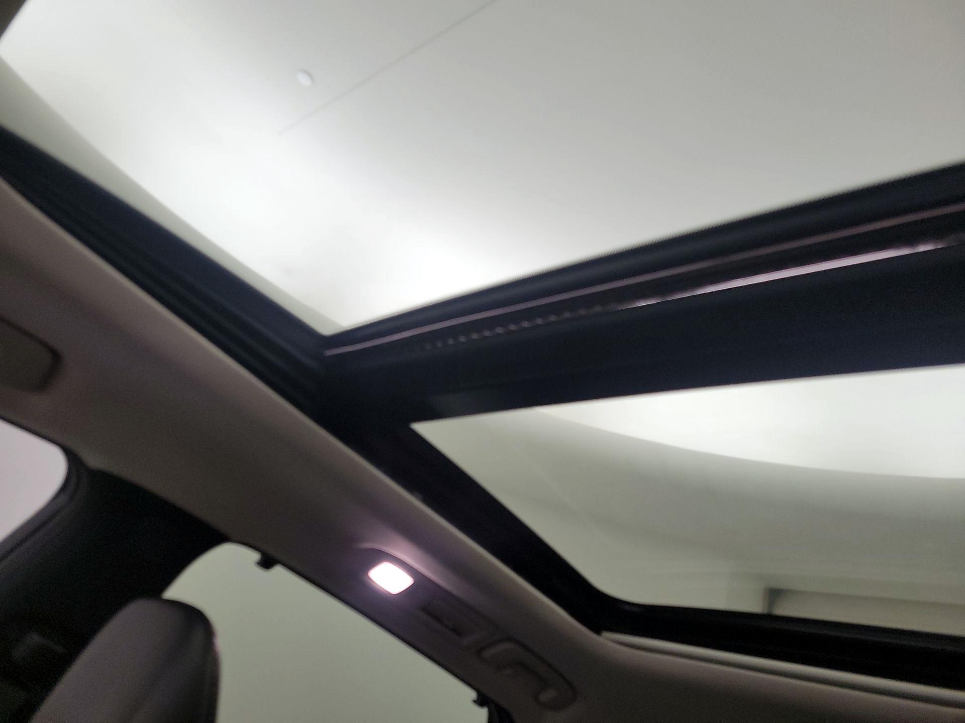 Thumbnail: 2022 INFINITI QX60 - 20