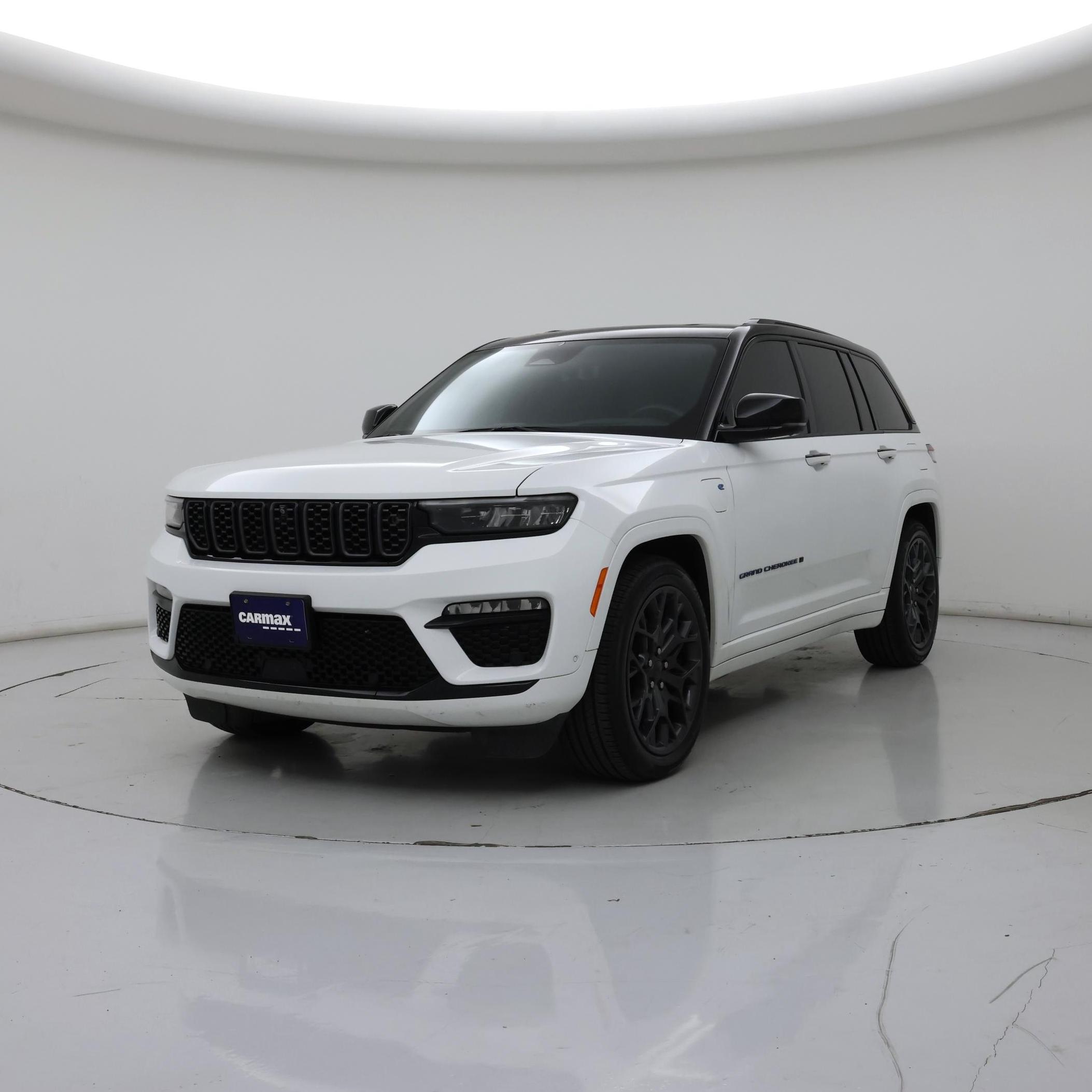 Thumbnail: 2023 Jeep Grand Cherokee - 4