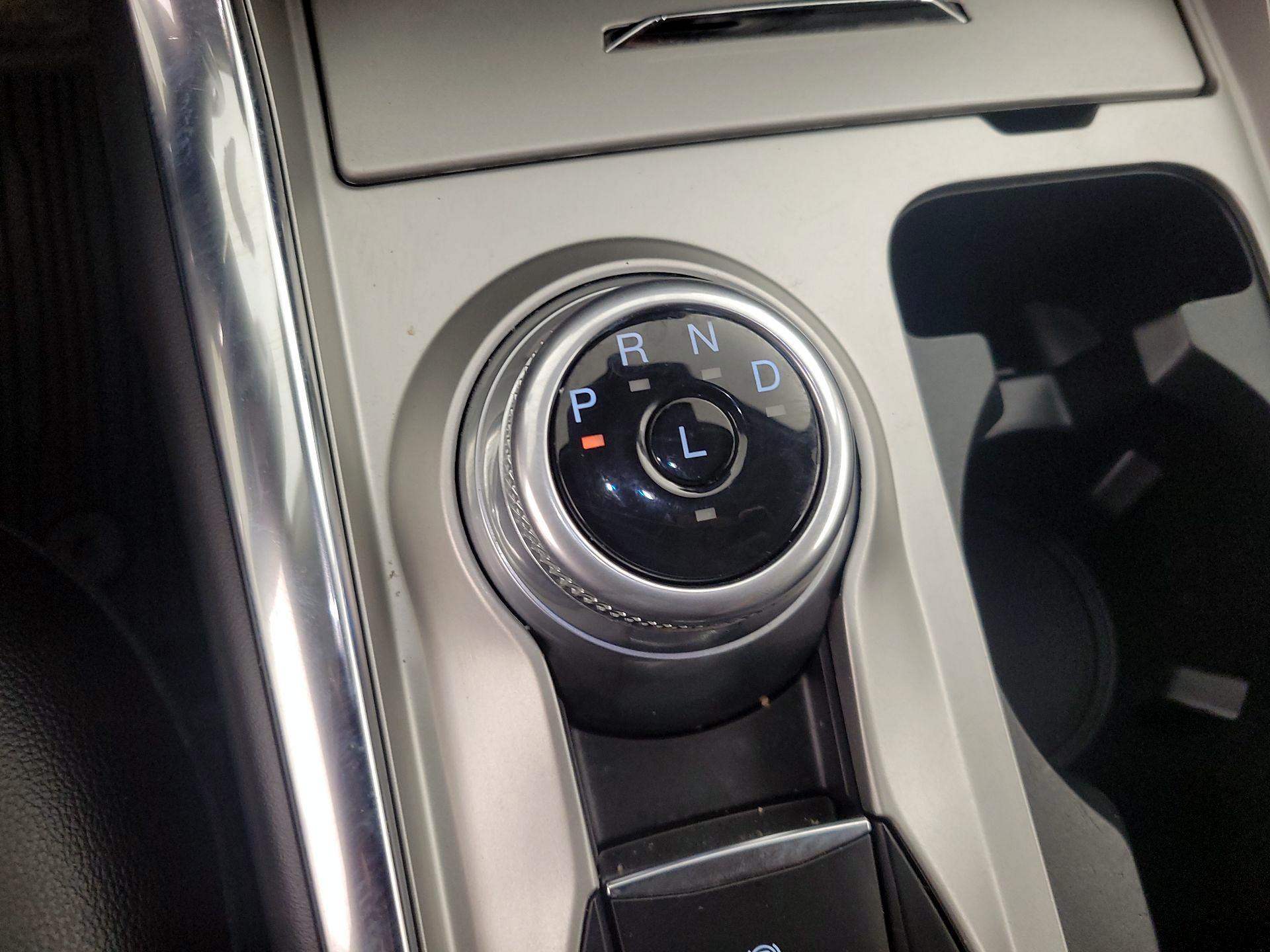 Thumbnail: 2022 Ford Explorer - 18