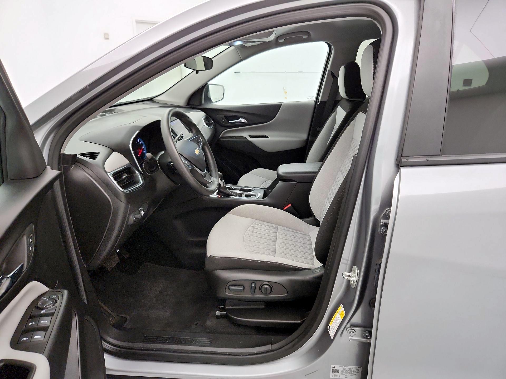 Thumbnail: 2023 Chevrolet Equinox - 11