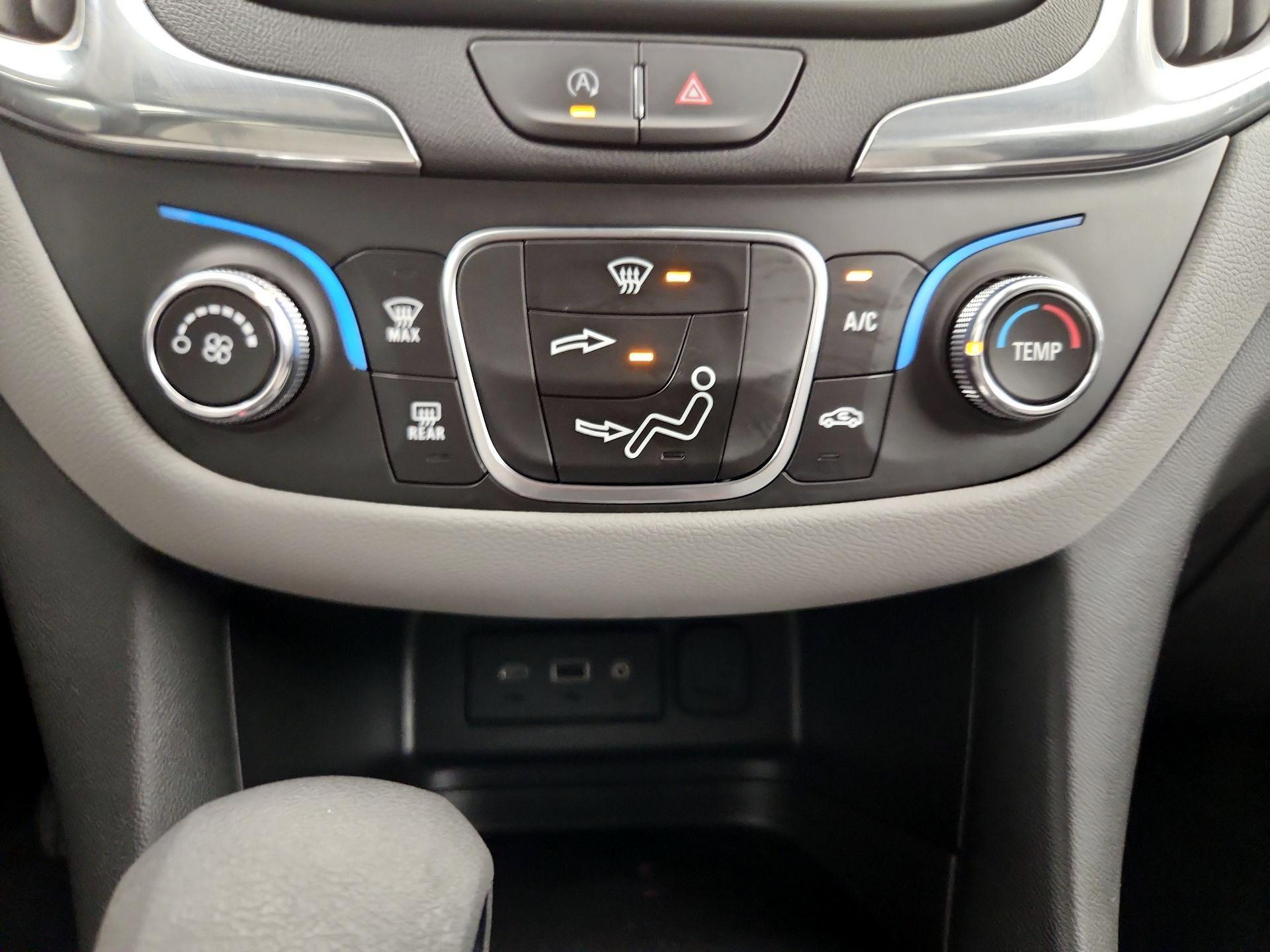 Thumbnail: 2023 Chevrolet Equinox - 16