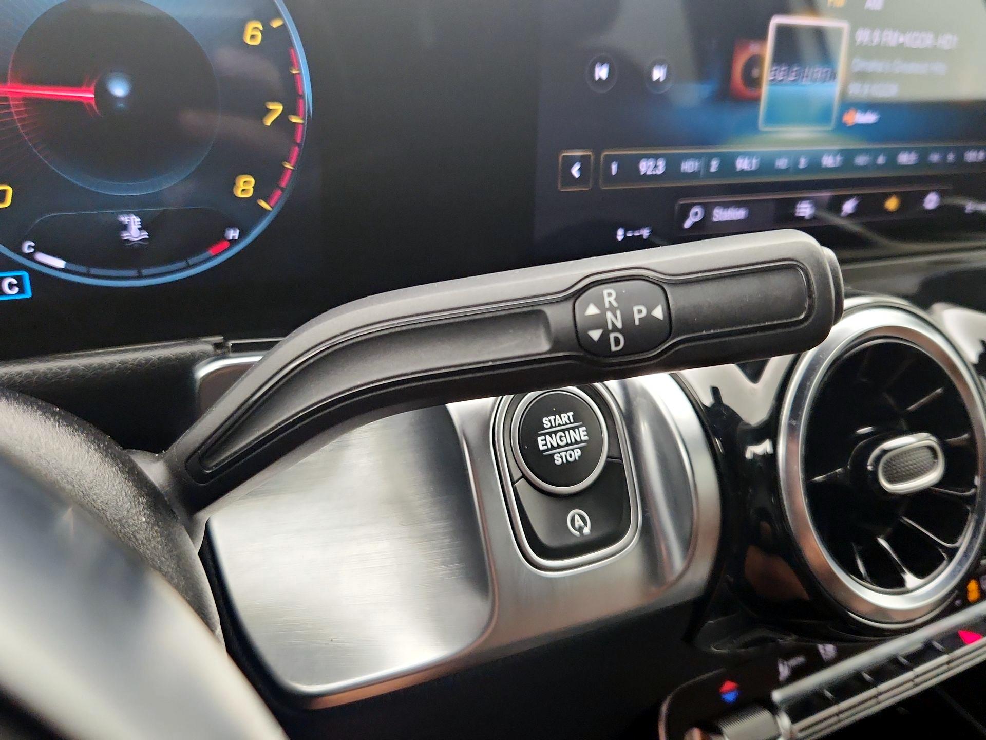 Thumbnail: 2021 Mercedes-Benz GLB - 17