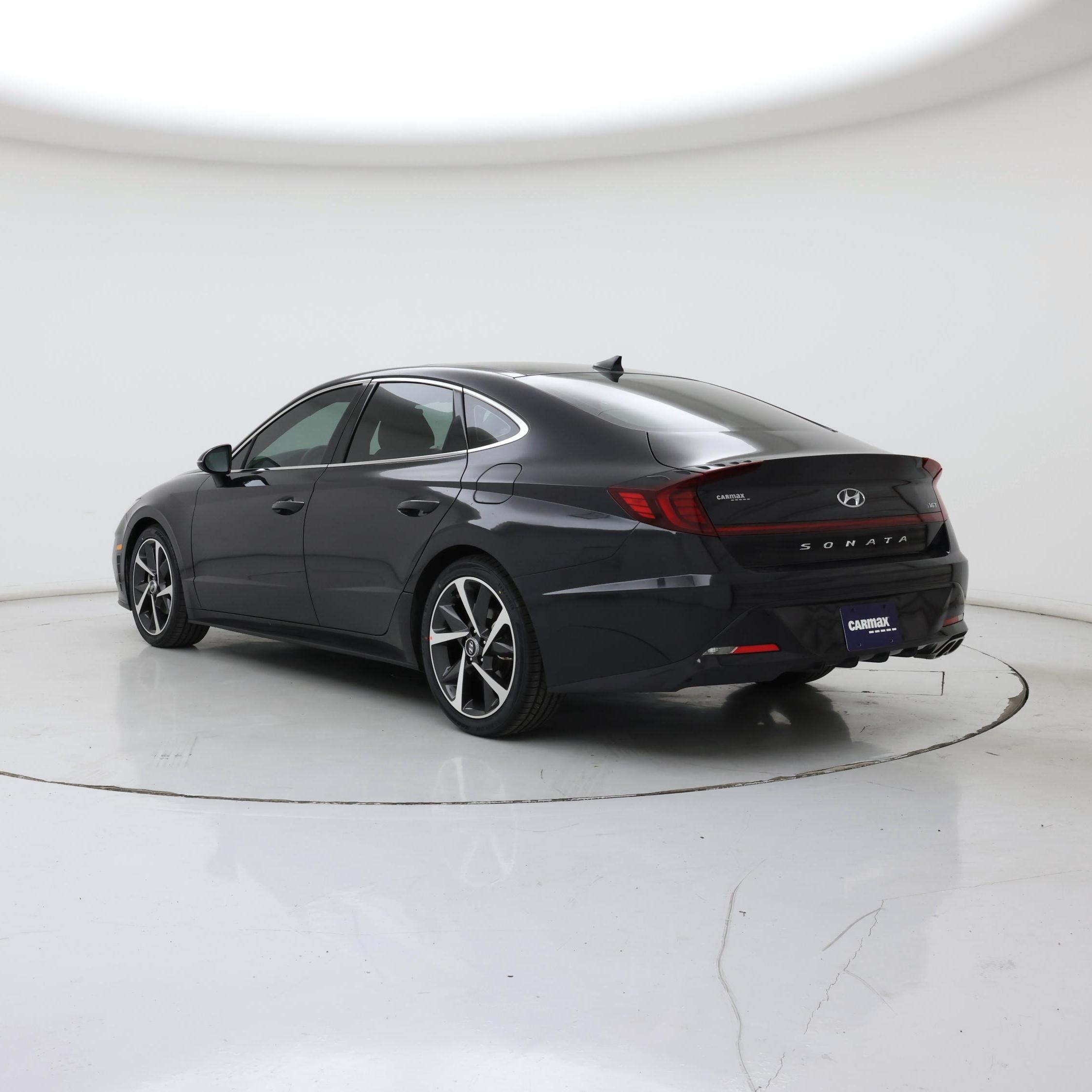 Thumbnail: 2023 Hyundai Sonata - 2