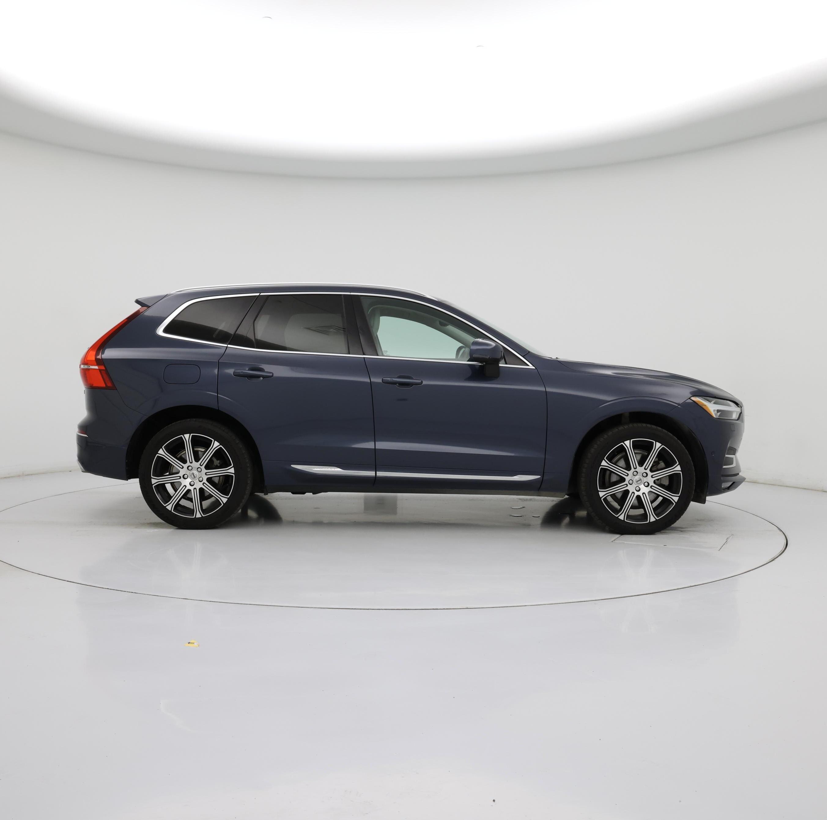 Thumbnail: 2020 Volvo XC60 - 7