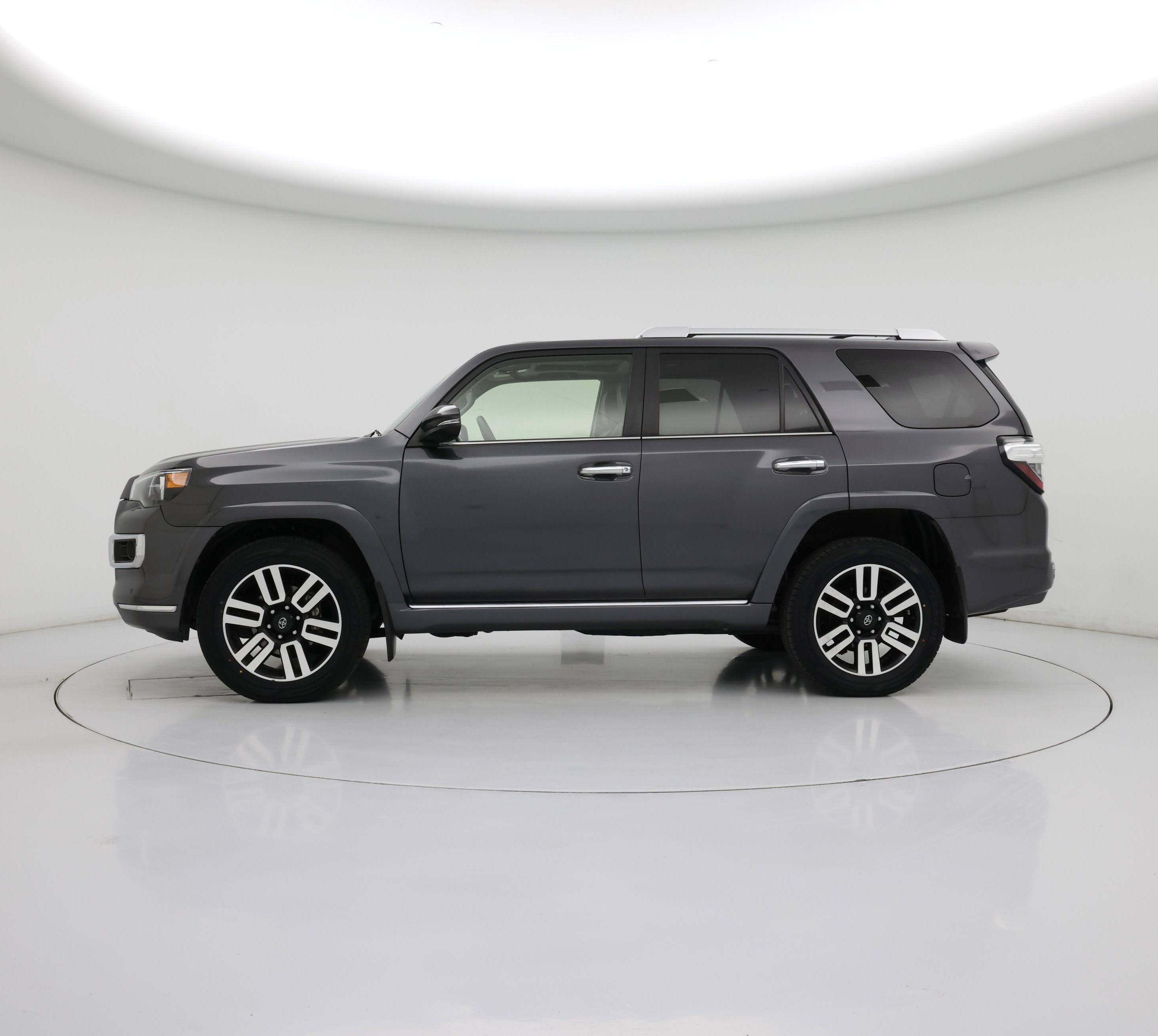Thumbnail: 2022 Toyota 4Runner - 3