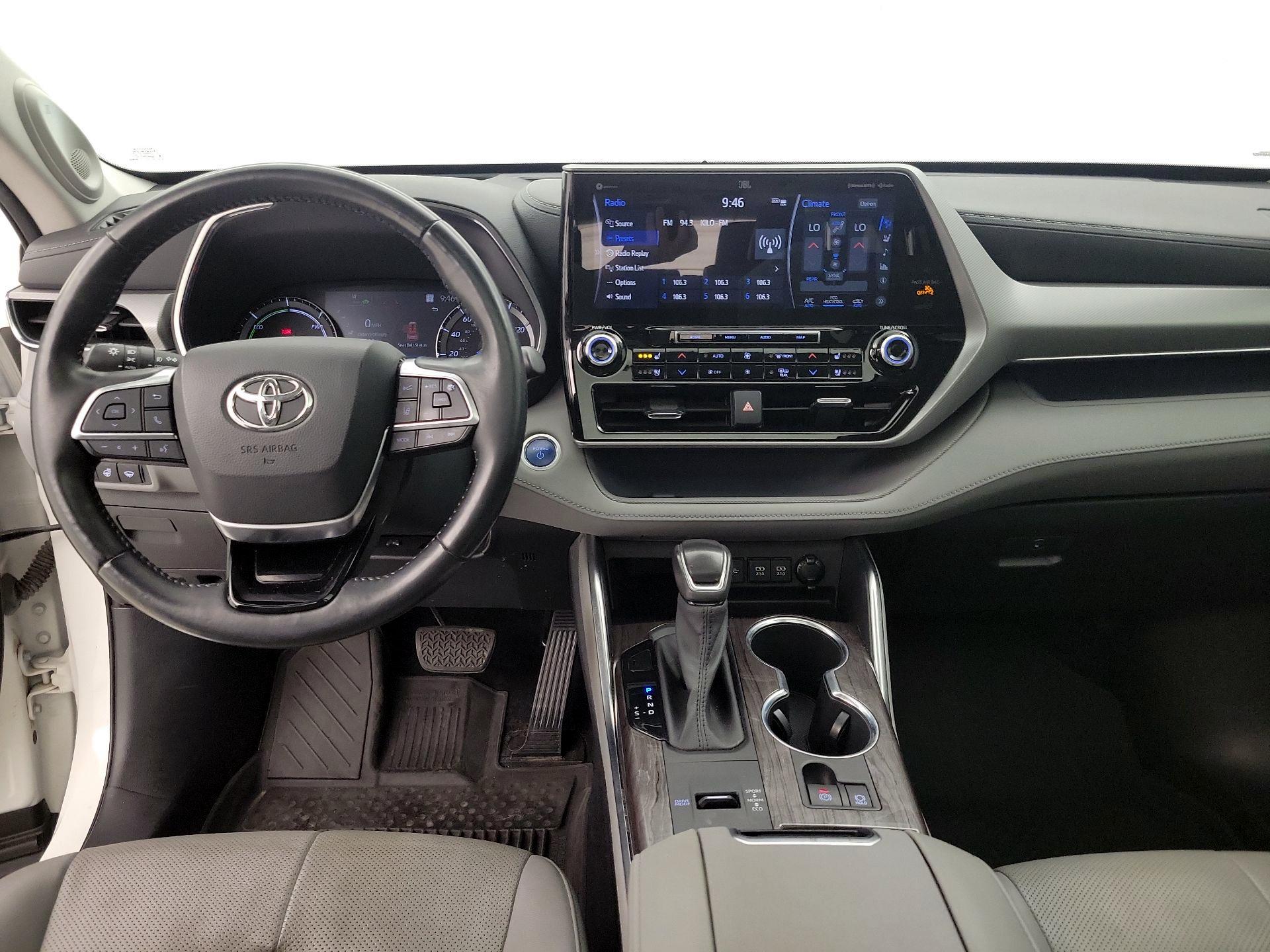 Thumbnail: 2021 Toyota Highlander - 9