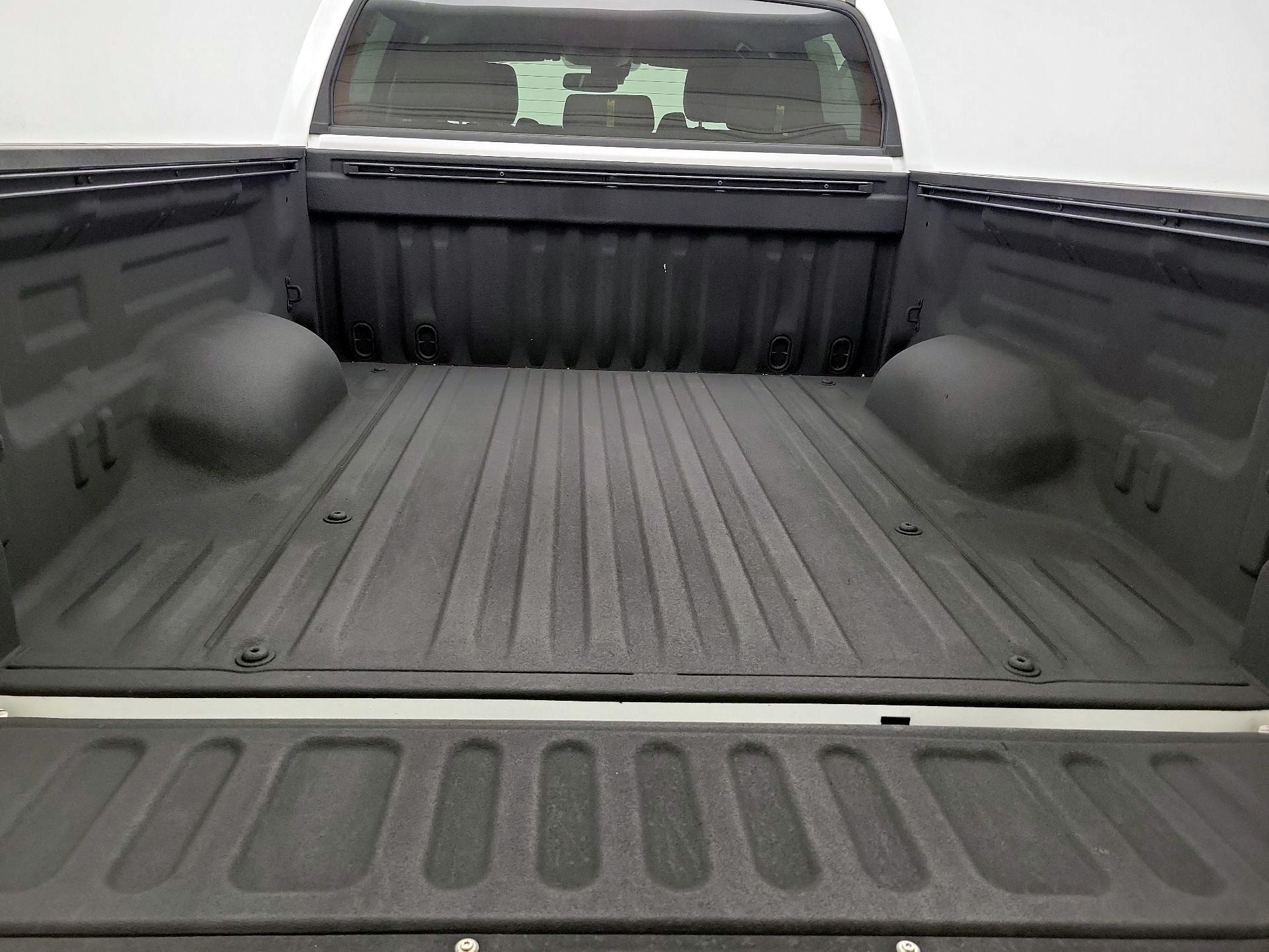 Thumbnail: 2019 Toyota Tundra - 20