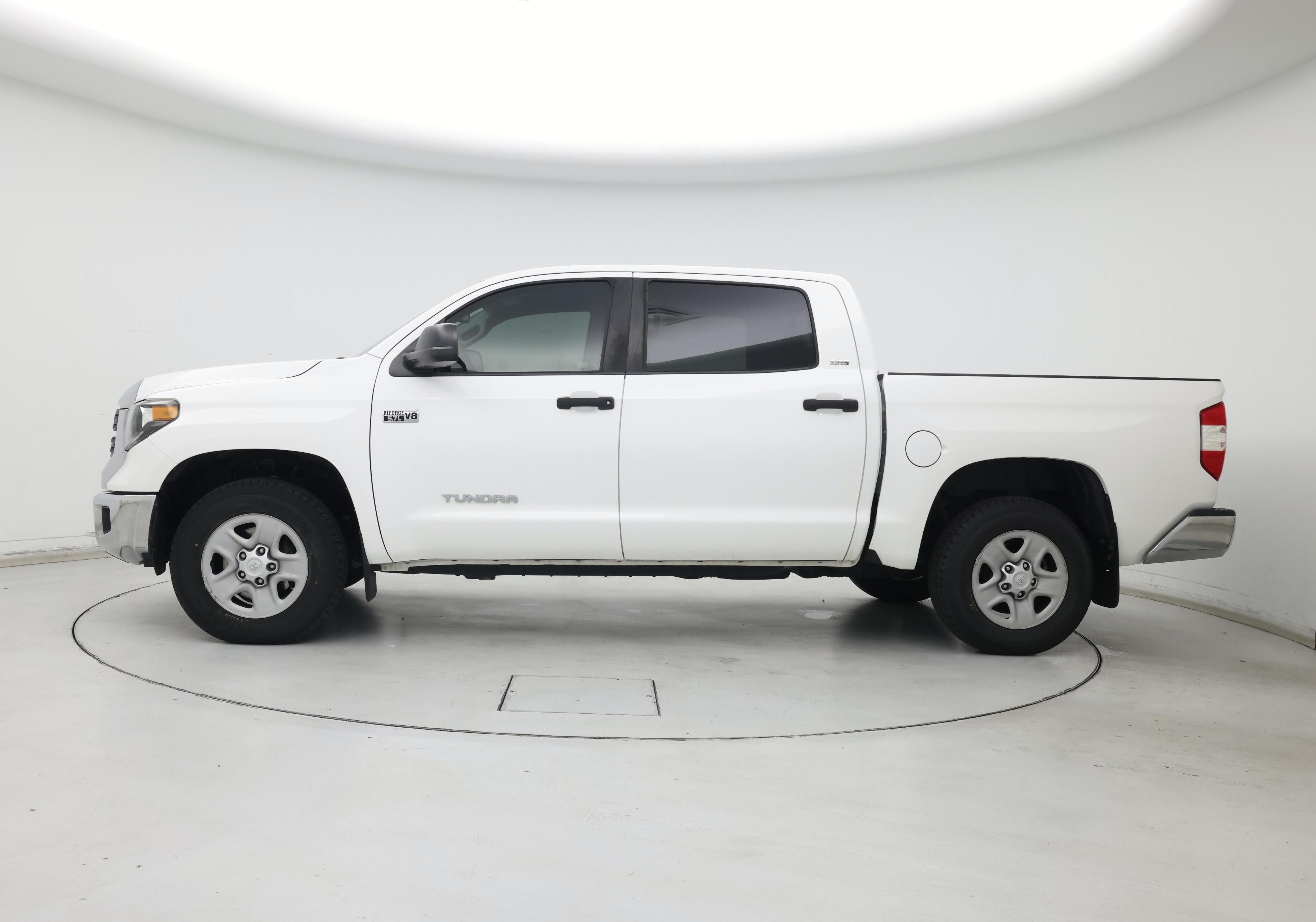 Thumbnail: 2019 Toyota Tundra - 3