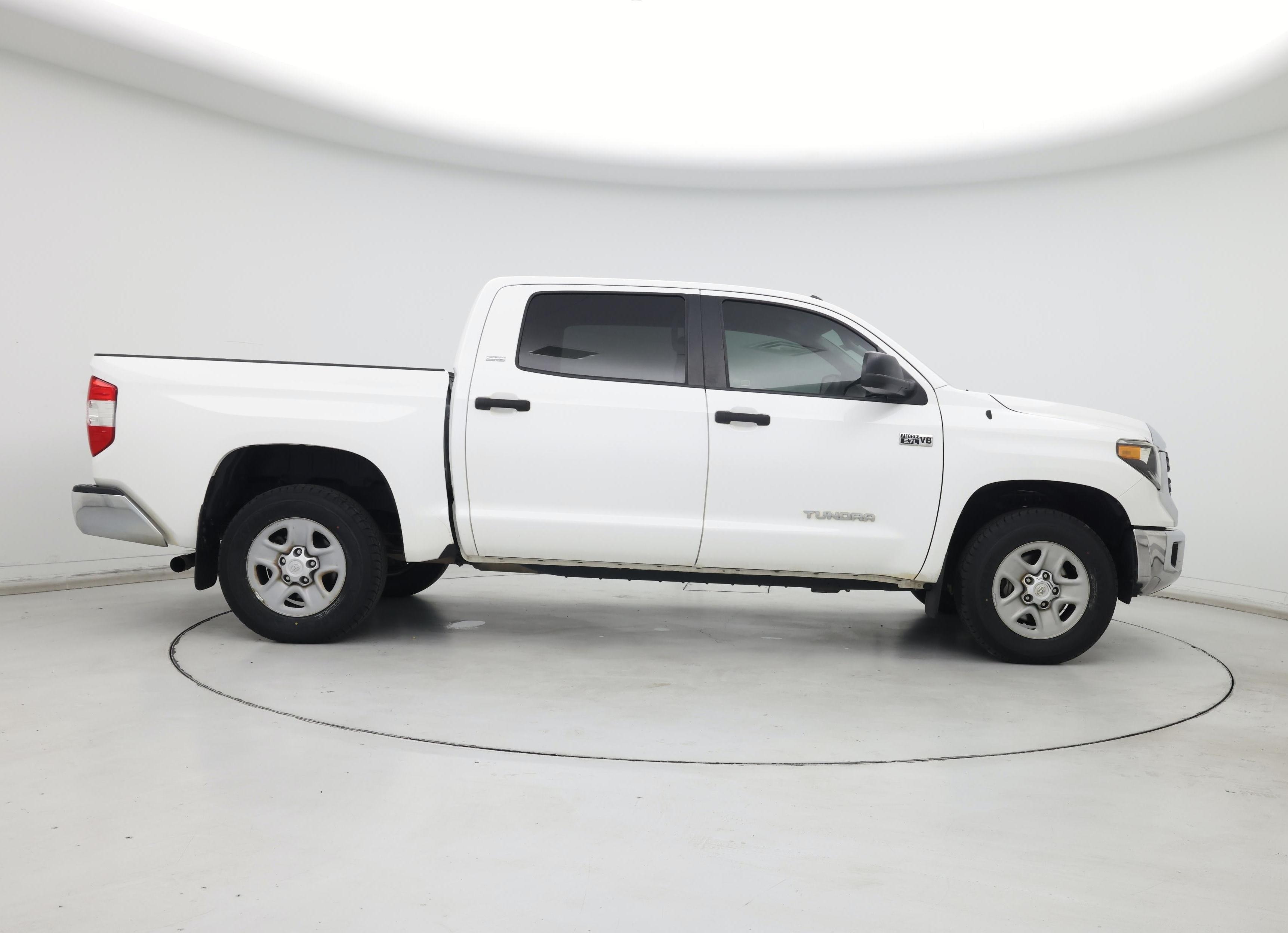 Thumbnail: 2019 Toyota Tundra - 7