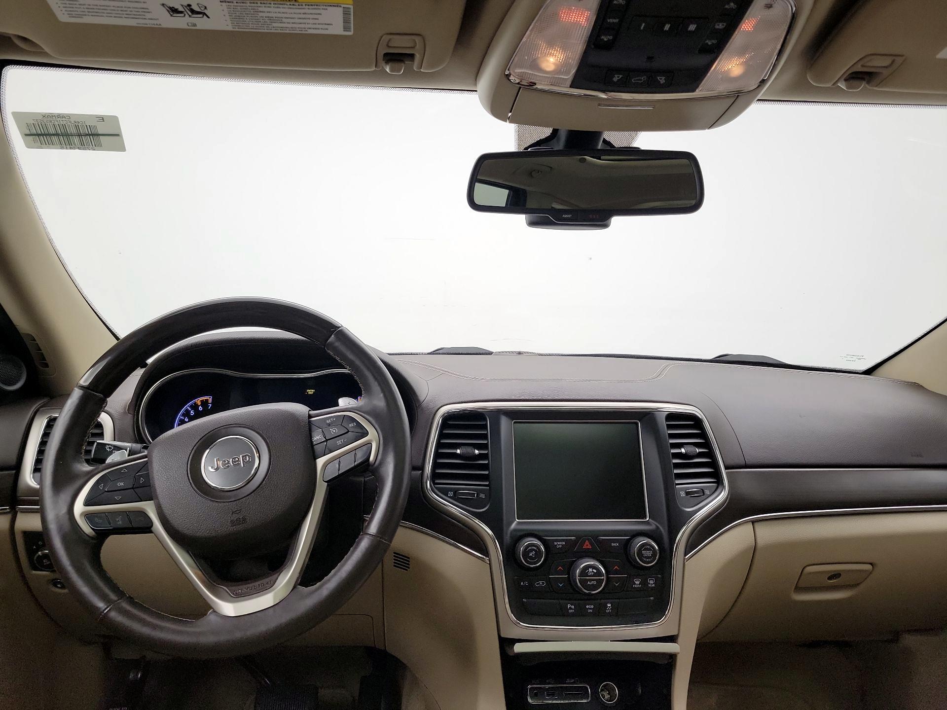 Thumbnail: 2015 Jeep Grand Cherokee - 9