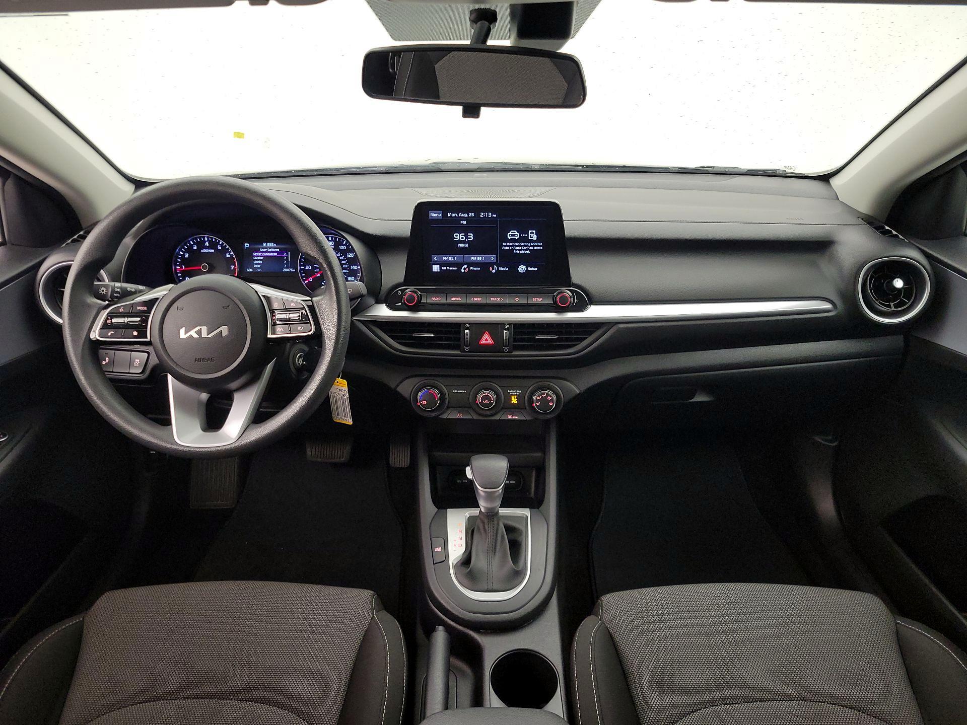 Thumbnail: 2023 Kia Forte - 9