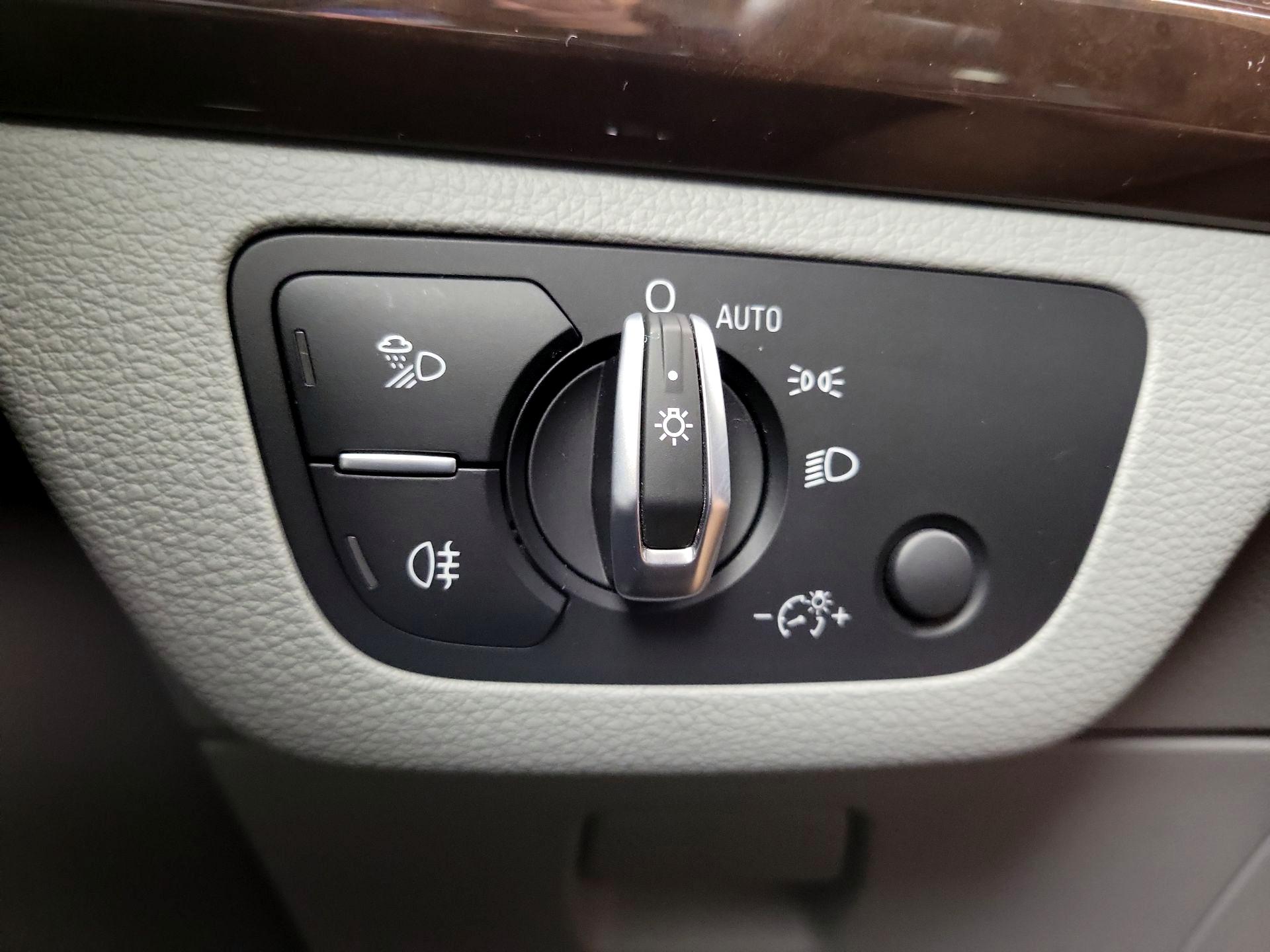 Thumbnail: 2019 Audi Q5 - 13