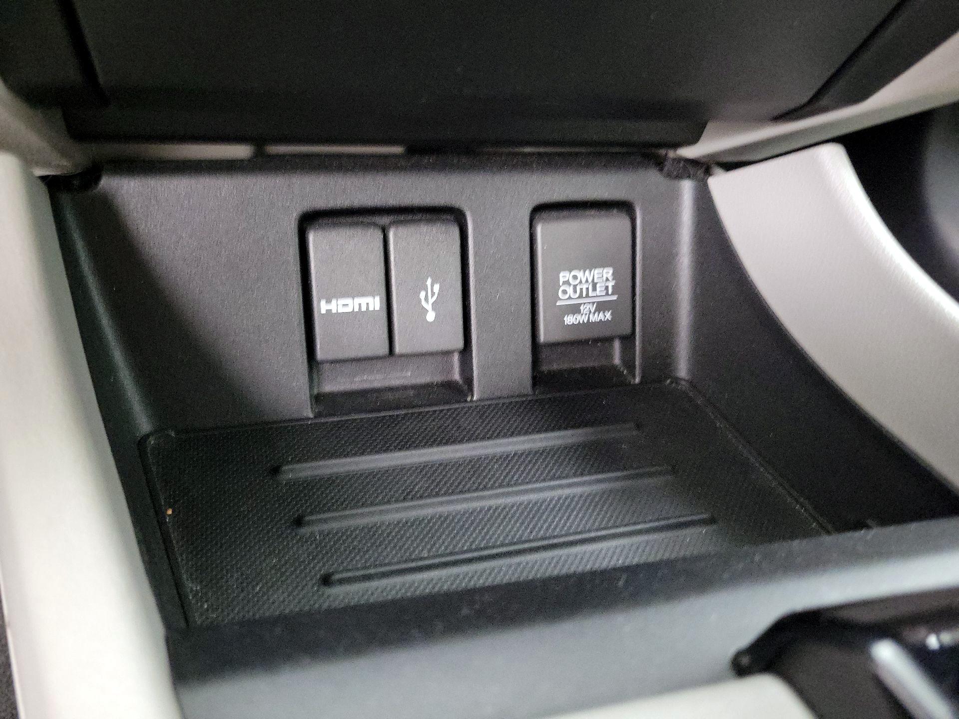 Thumbnail: 2014 Honda Civic - 18