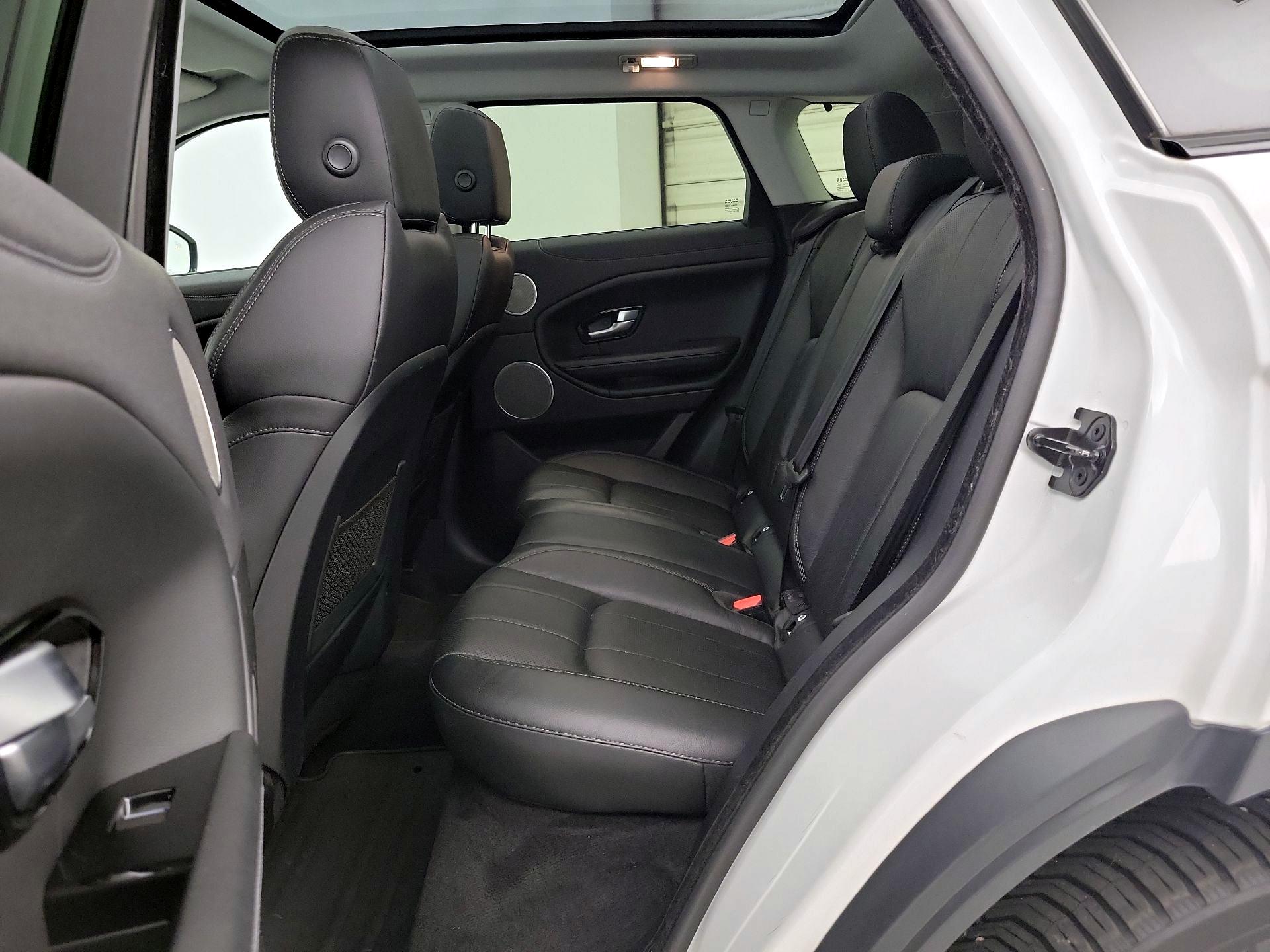 Thumbnail: 2017 Land Rover Range Rover Evoque - 20