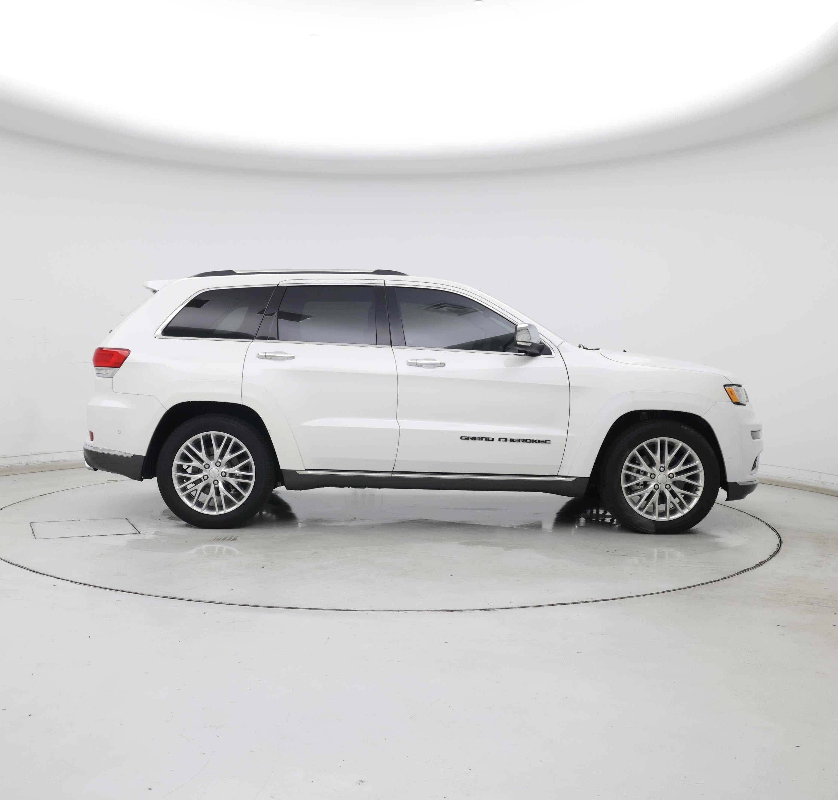 Thumbnail: 2018 Jeep Grand Cherokee - 7