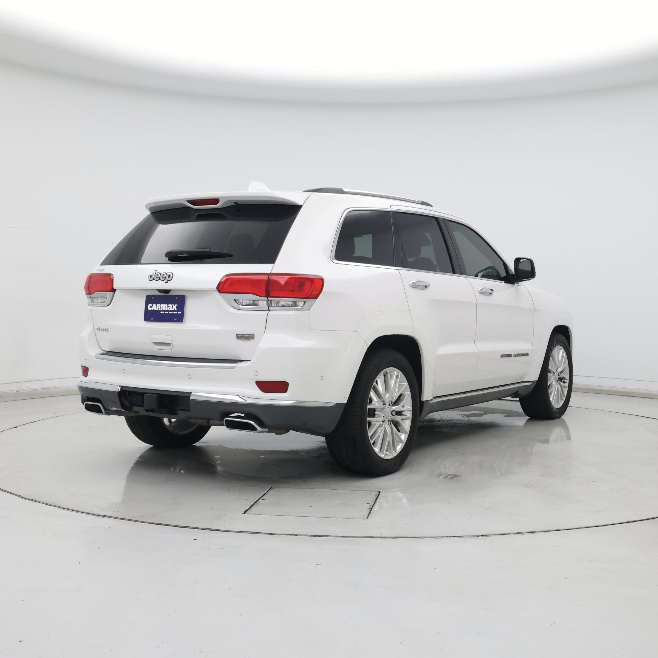 Thumbnail: 2018 Jeep Grand Cherokee - 8