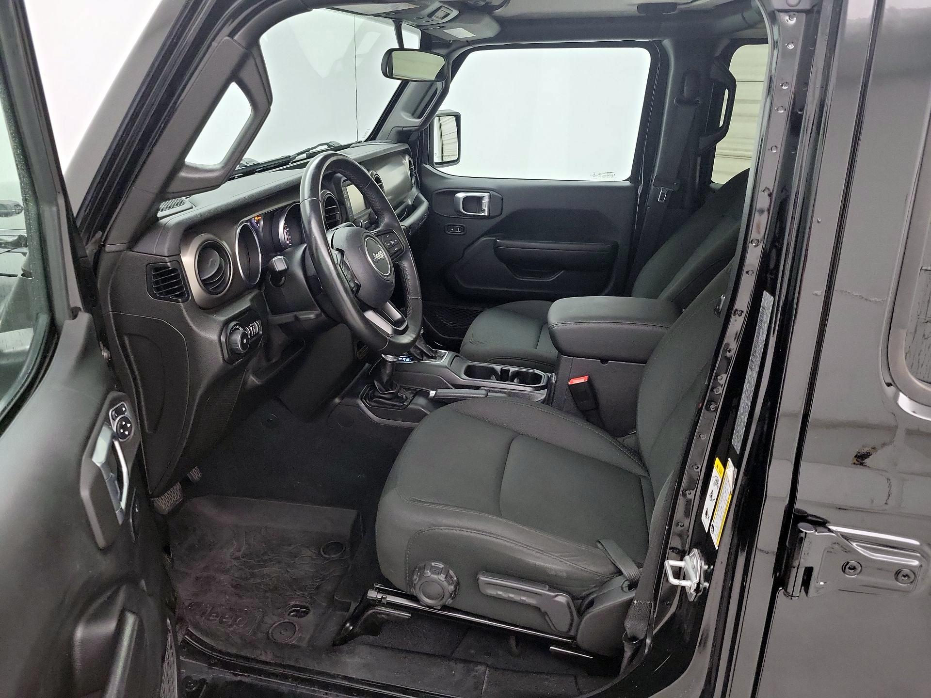 Thumbnail: 2019 Jeep Wrangler - 11