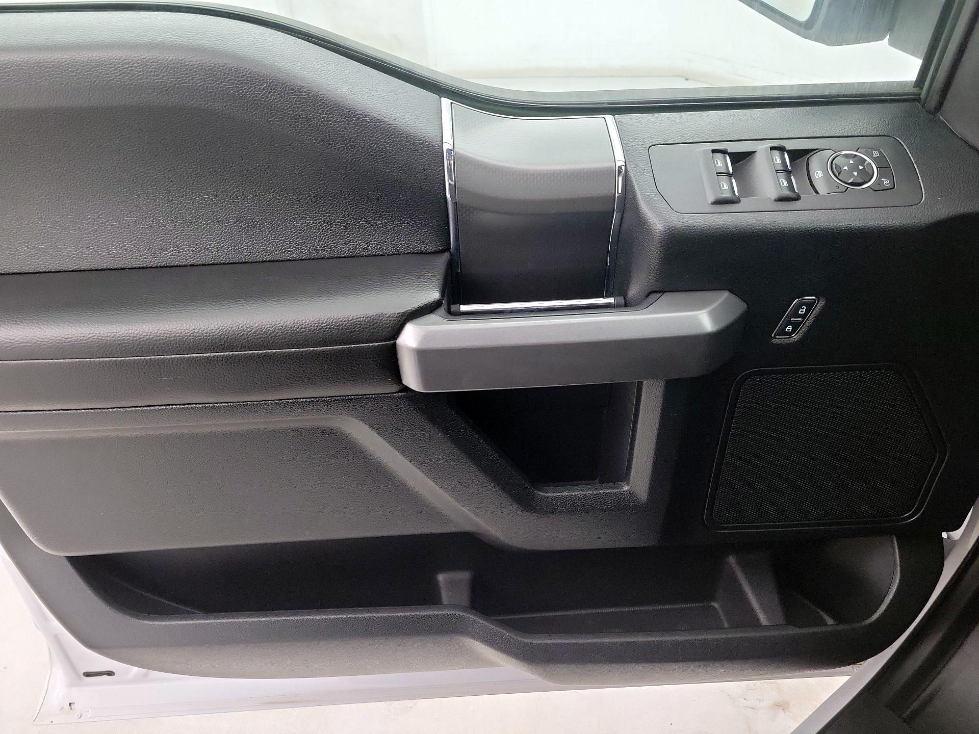 Thumbnail: 2016 Ford F-150 - 12