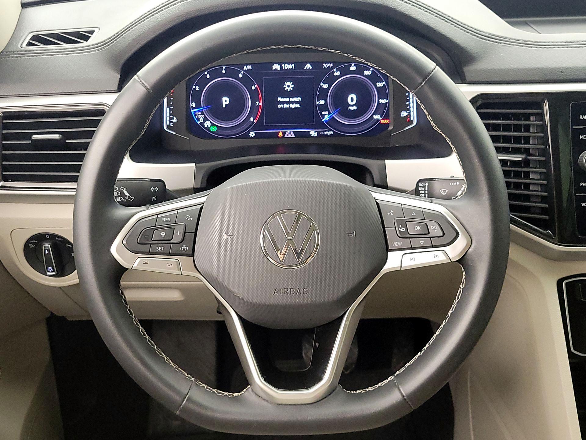 Thumbnail: 2022 Volkswagen Atlas - 10