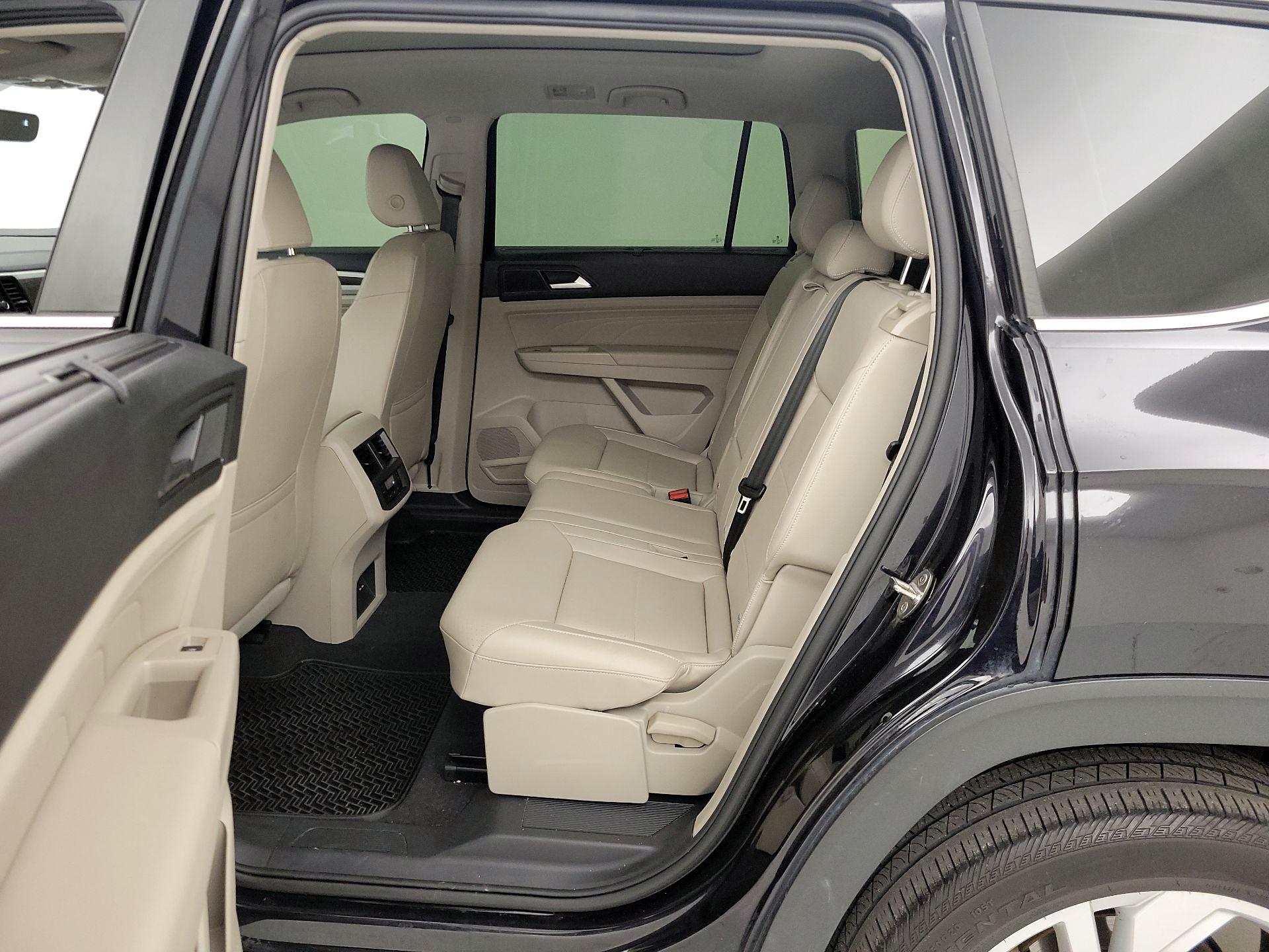 Thumbnail: 2022 Volkswagen Atlas - 20