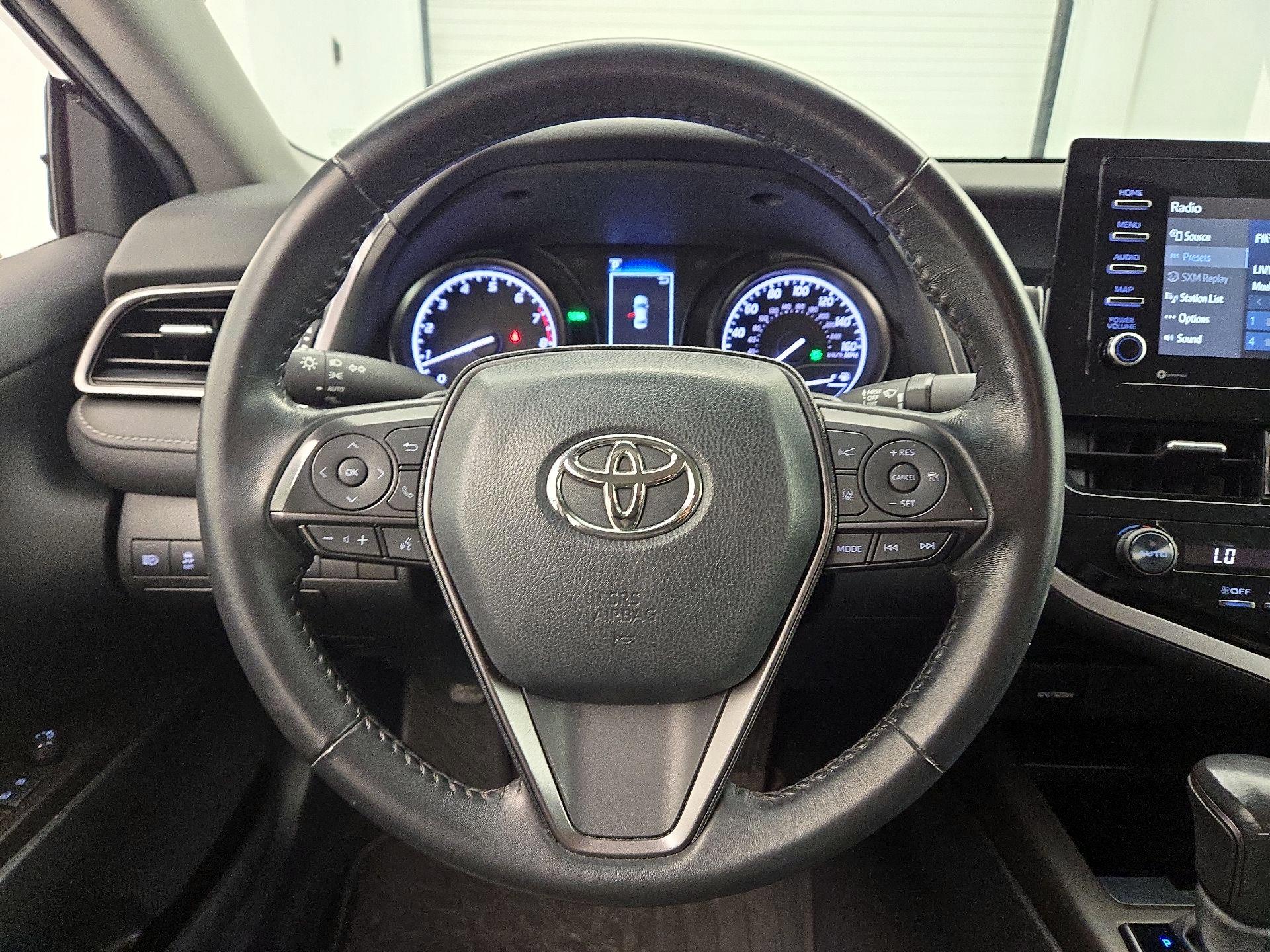 Thumbnail: 2021 Toyota Camry - 10