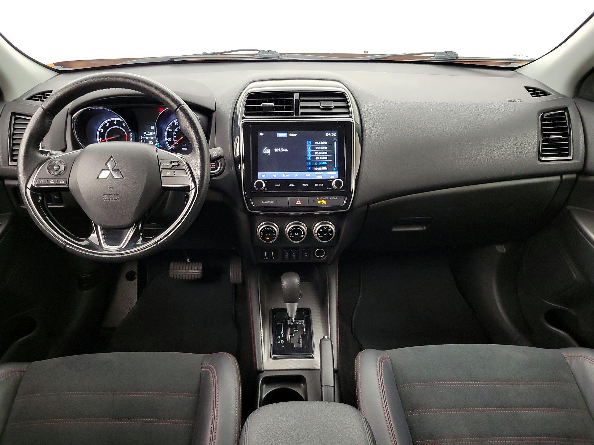 Thumbnail: 2023 Mitsubishi Outlander Sport - 9