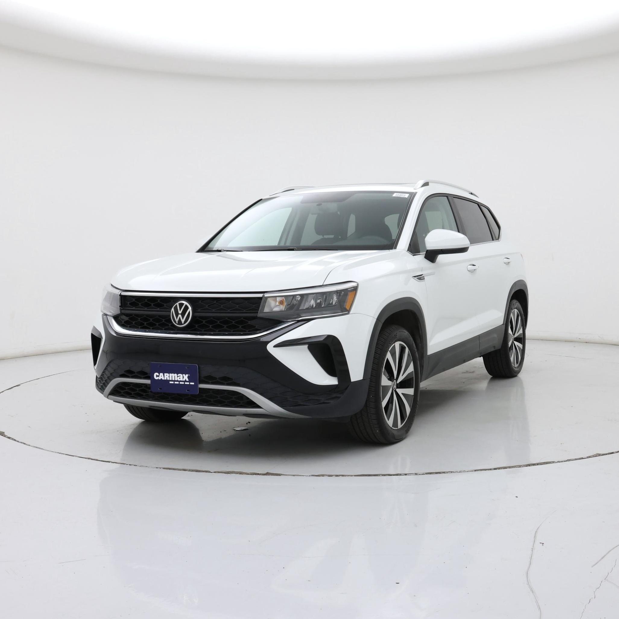 Thumbnail: 2022 Volkswagen Taos - 4