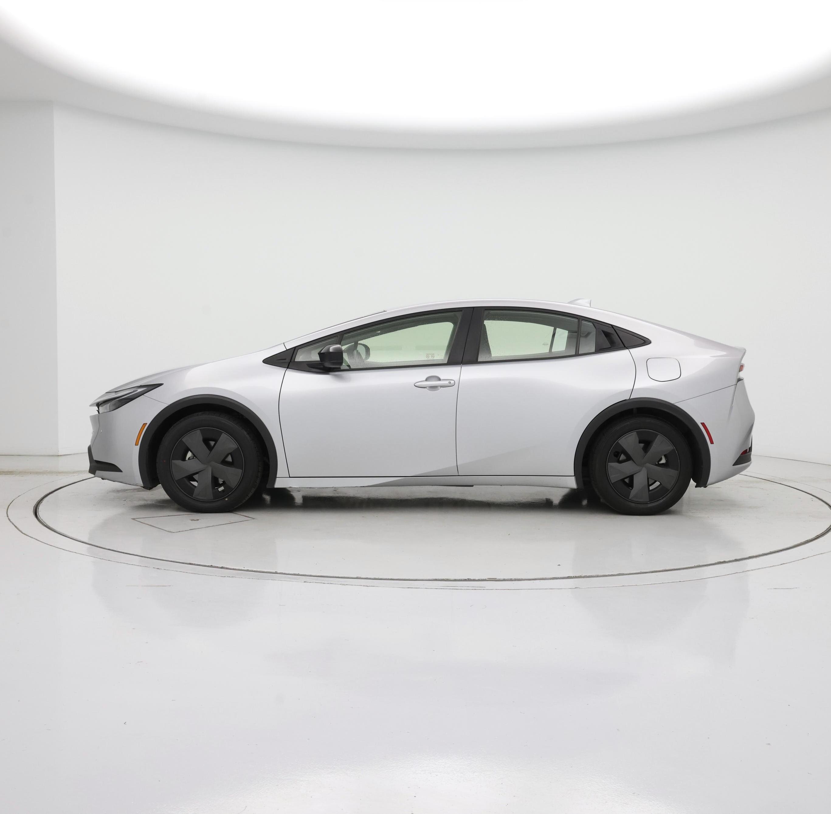 Thumbnail: 2023 Toyota Prius - 3